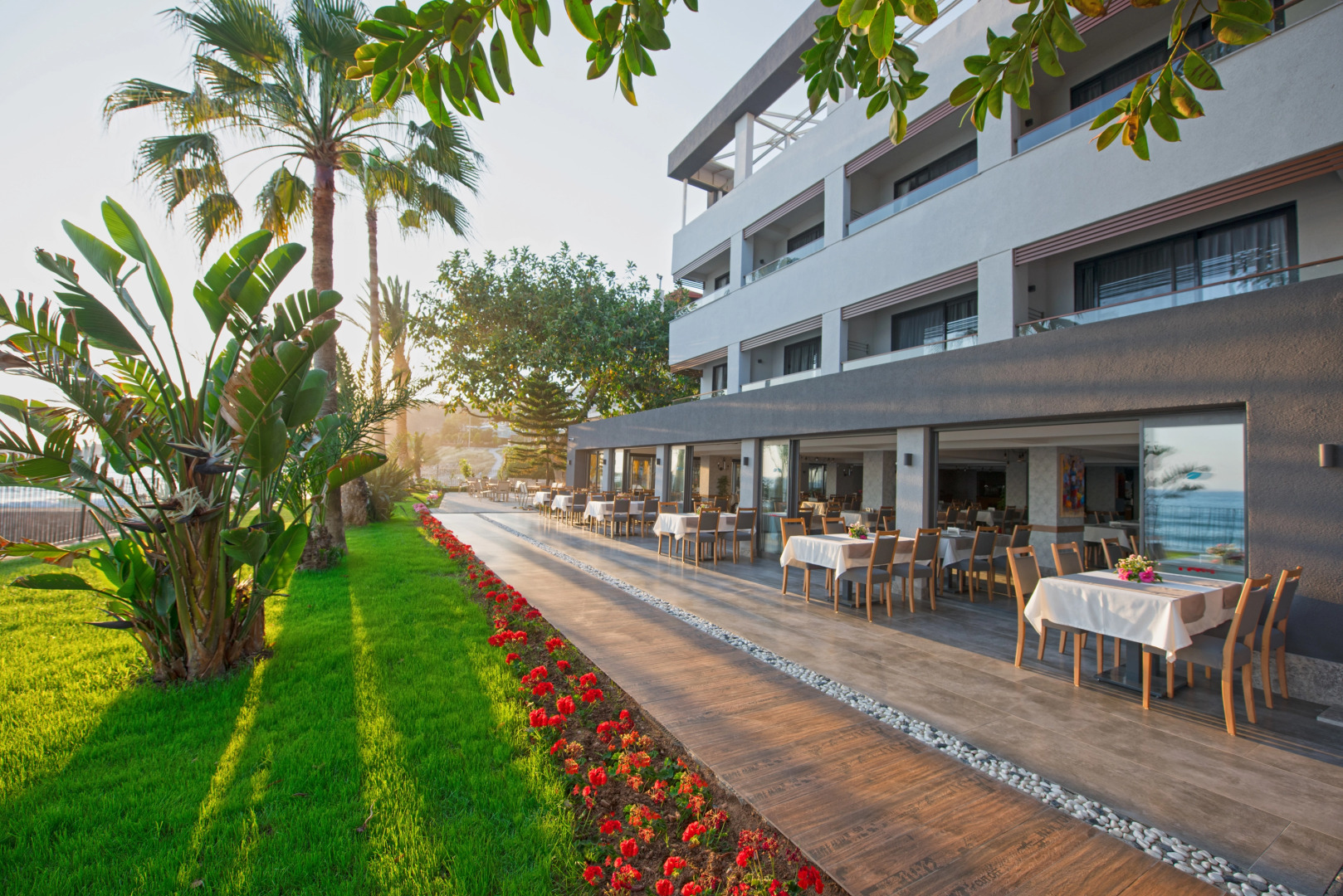 Floria Beach Hotel