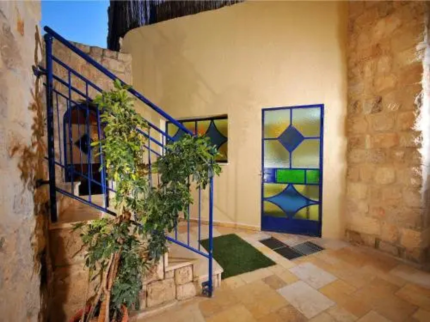 Vitrage Luxury Residence