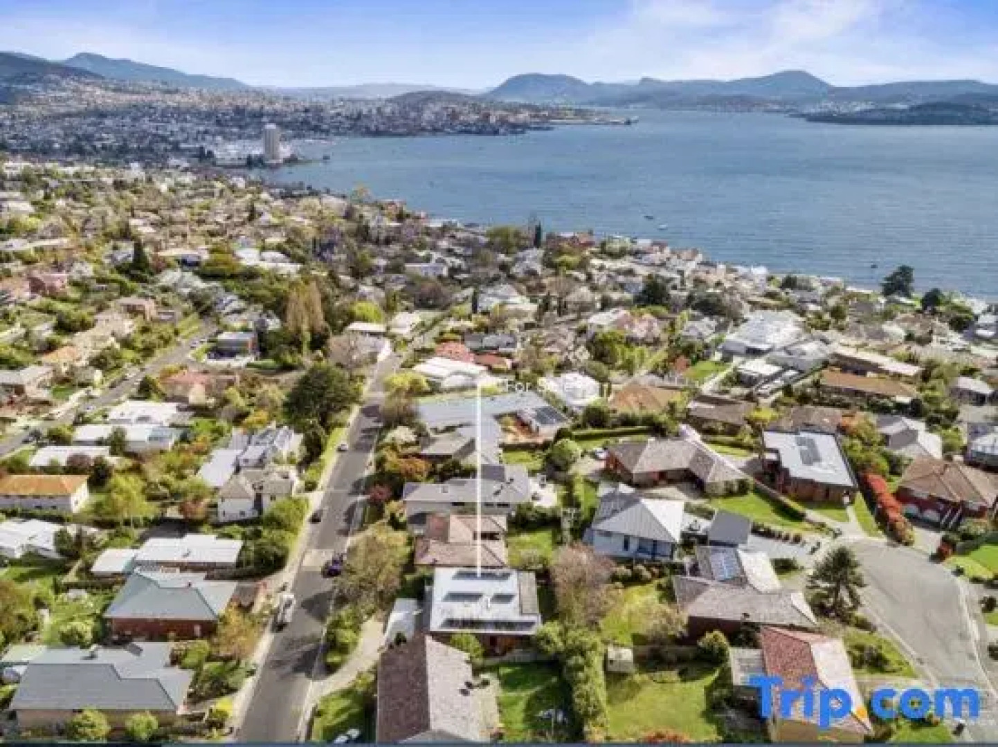 Lipscombe Mt Wellington view luxury house