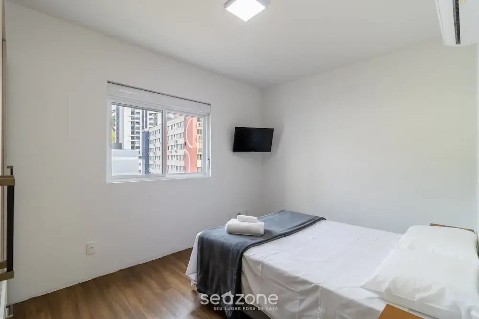 Apt w/ Swimming Pool Well Located Blumenau Neb0103