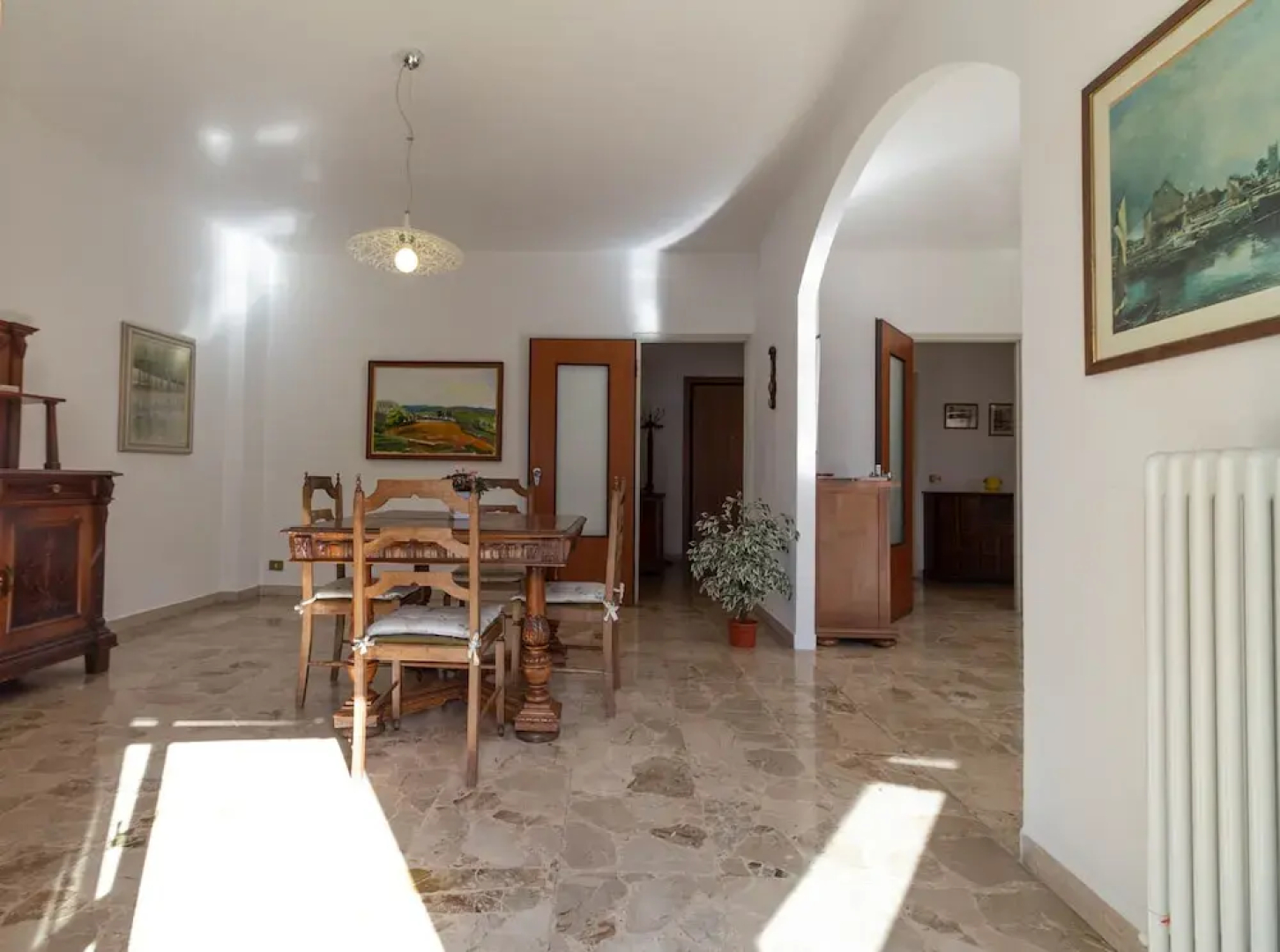Mamma Ciccia Holiday Home - Lake Front Apartment