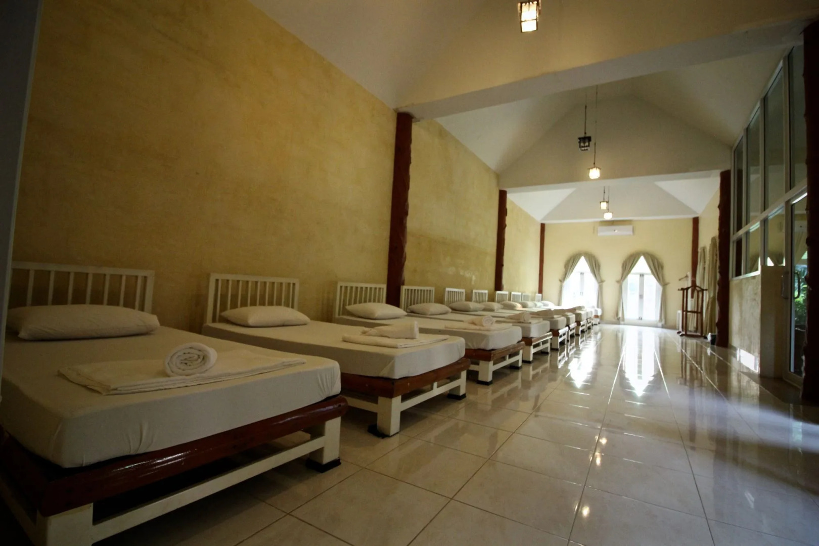 Yoko River Kwai Resort