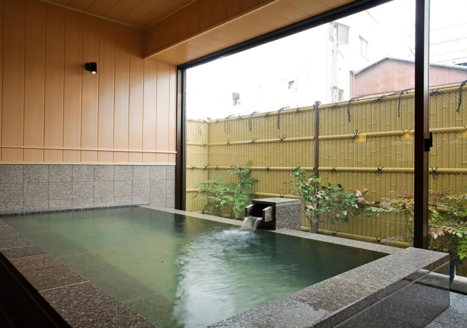 Kotohira River Side Hotel