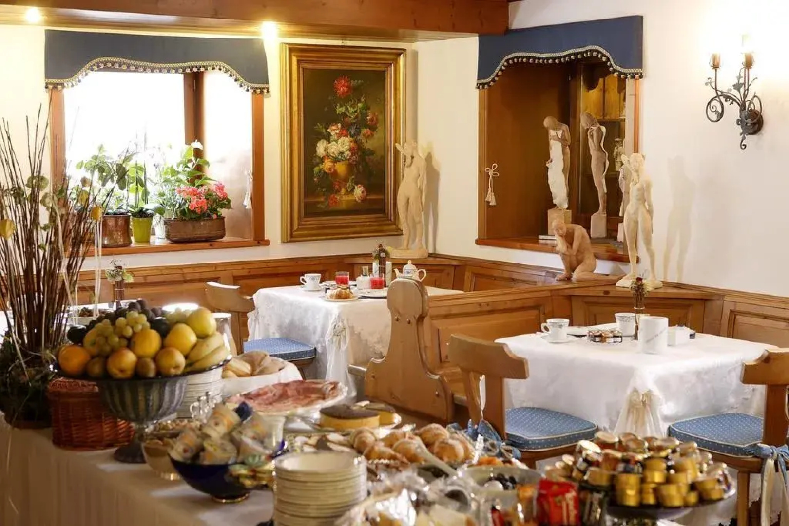 Ambra Cortina Luxury & Fashion Boutique Hotel