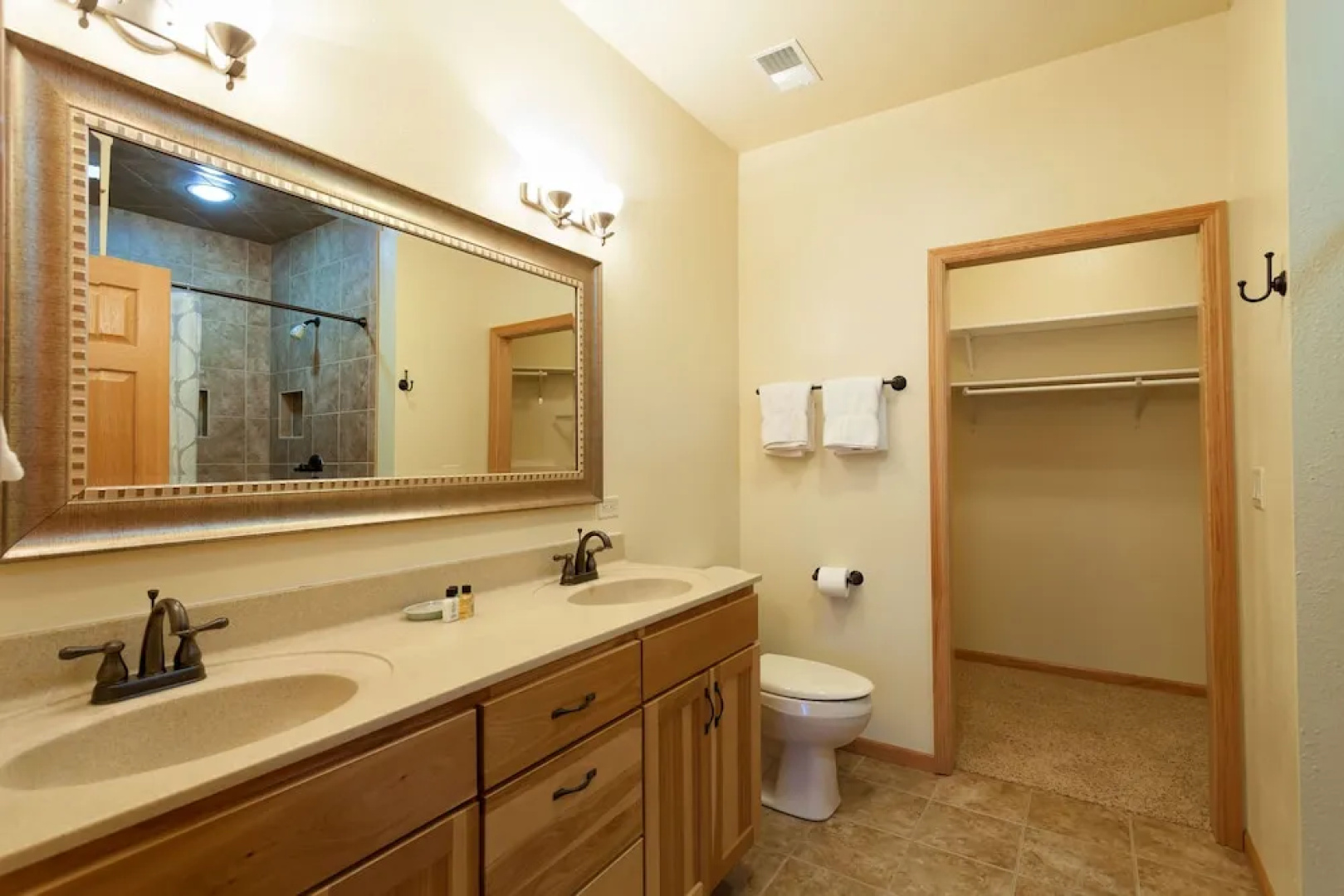 Copperwood #12 - 3 Br Condo