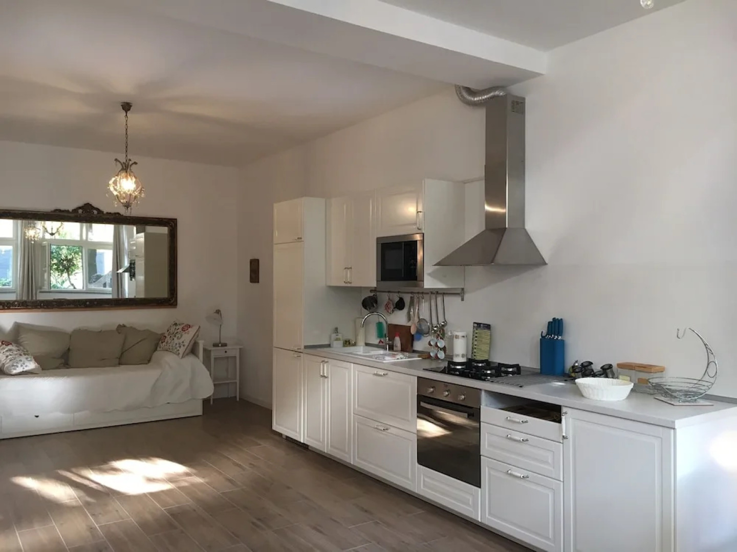 Elegant Flat 15 min From the Center of Milan