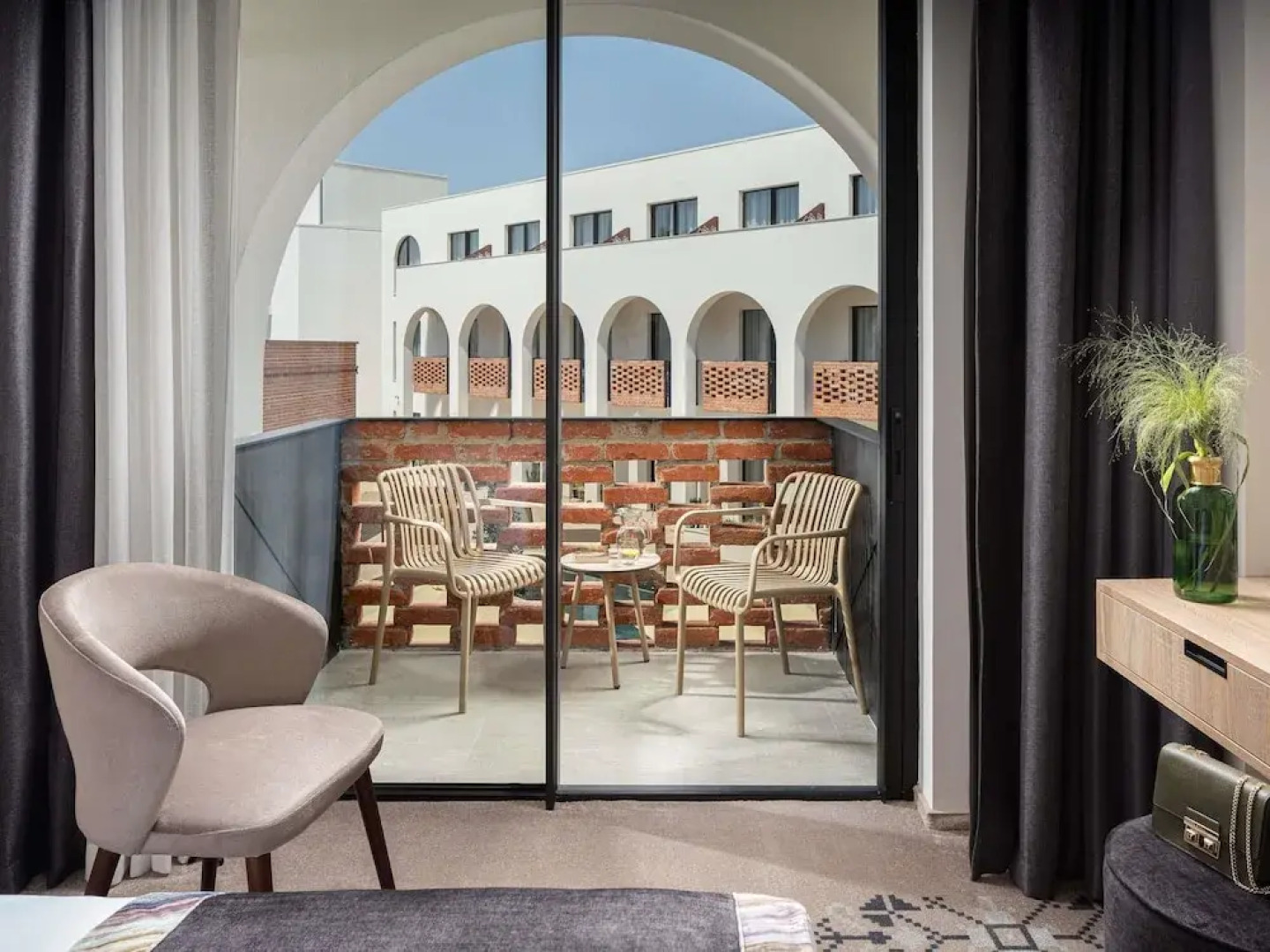 Mercure Conacul Cozieni