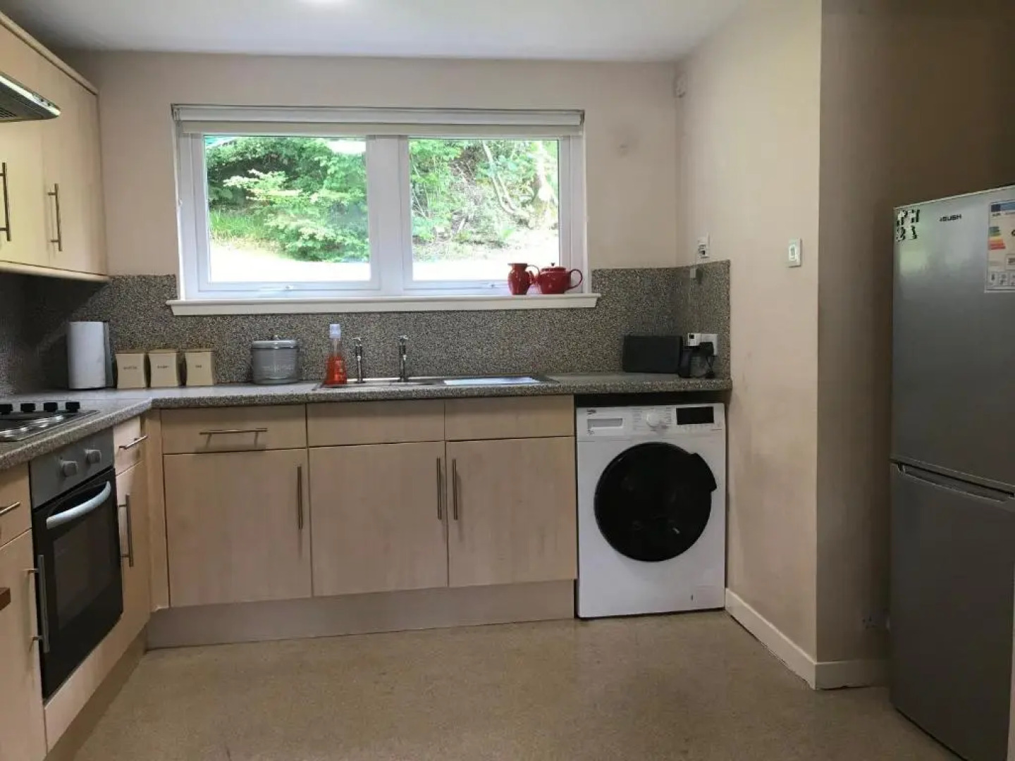 Borrodale, one bedroom apartment with balcony and loch view.