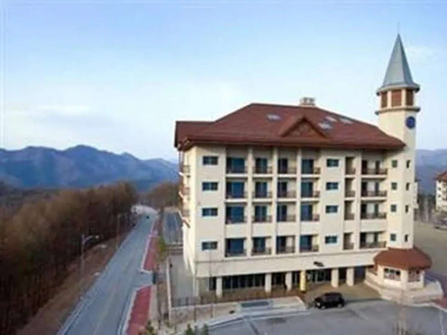 High One Condo Valley Condo