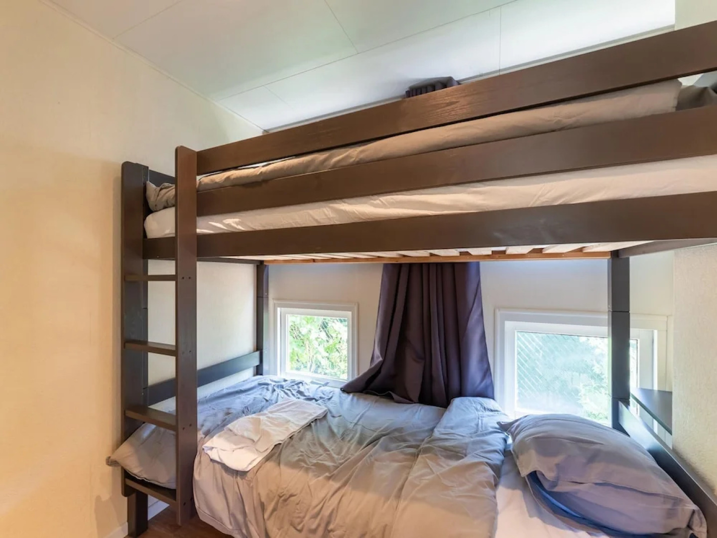 Serene Forest Stay With Comfort