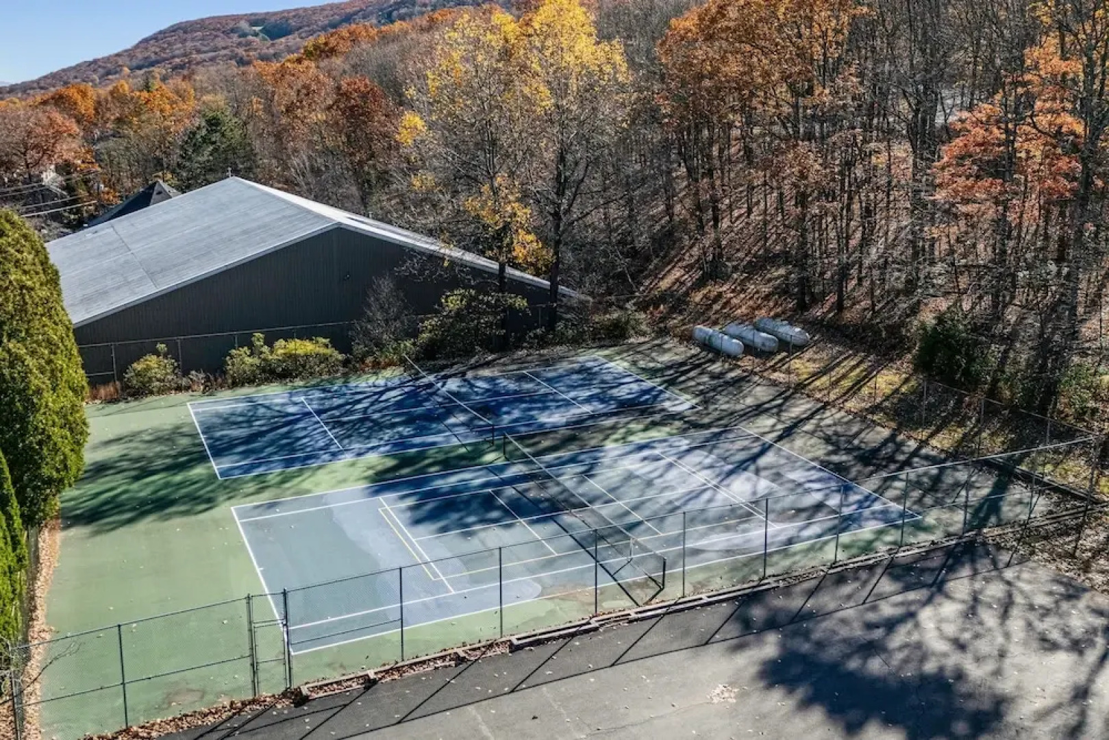 Slopeside Escape by Avantstay Walk to Ski Lifts Arcade Games Shuffleboard