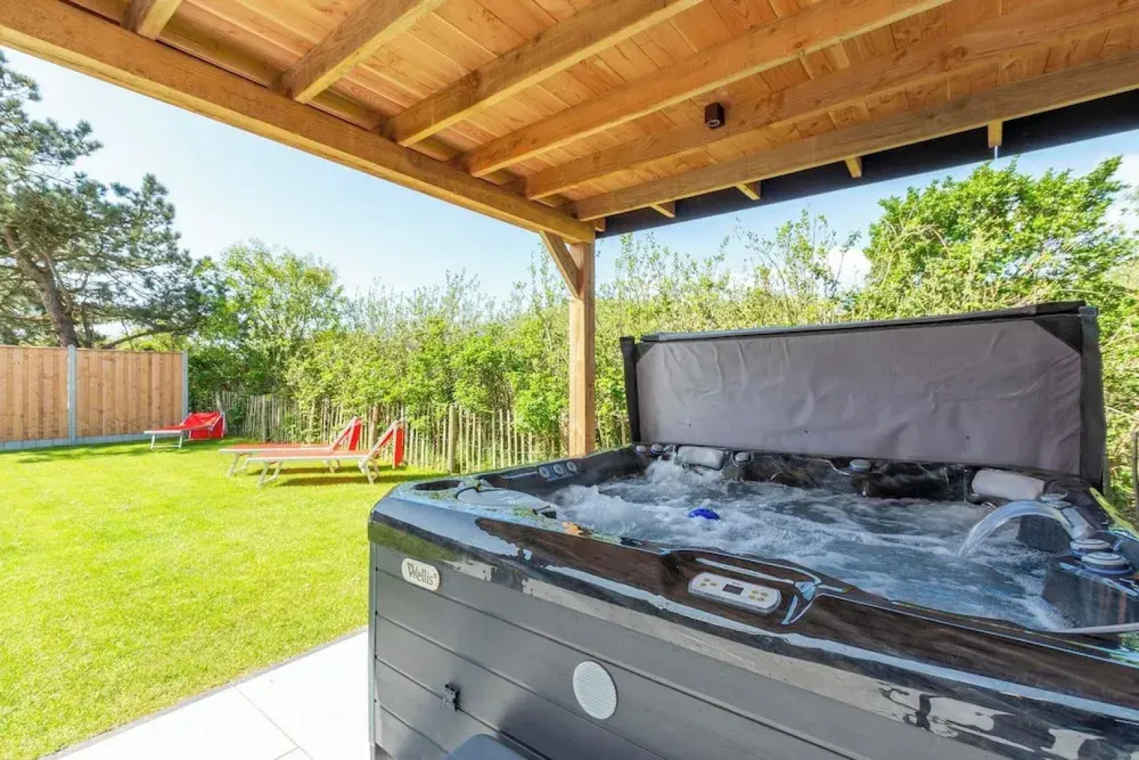 Villa Near North Holland Beach With Jacuzzi