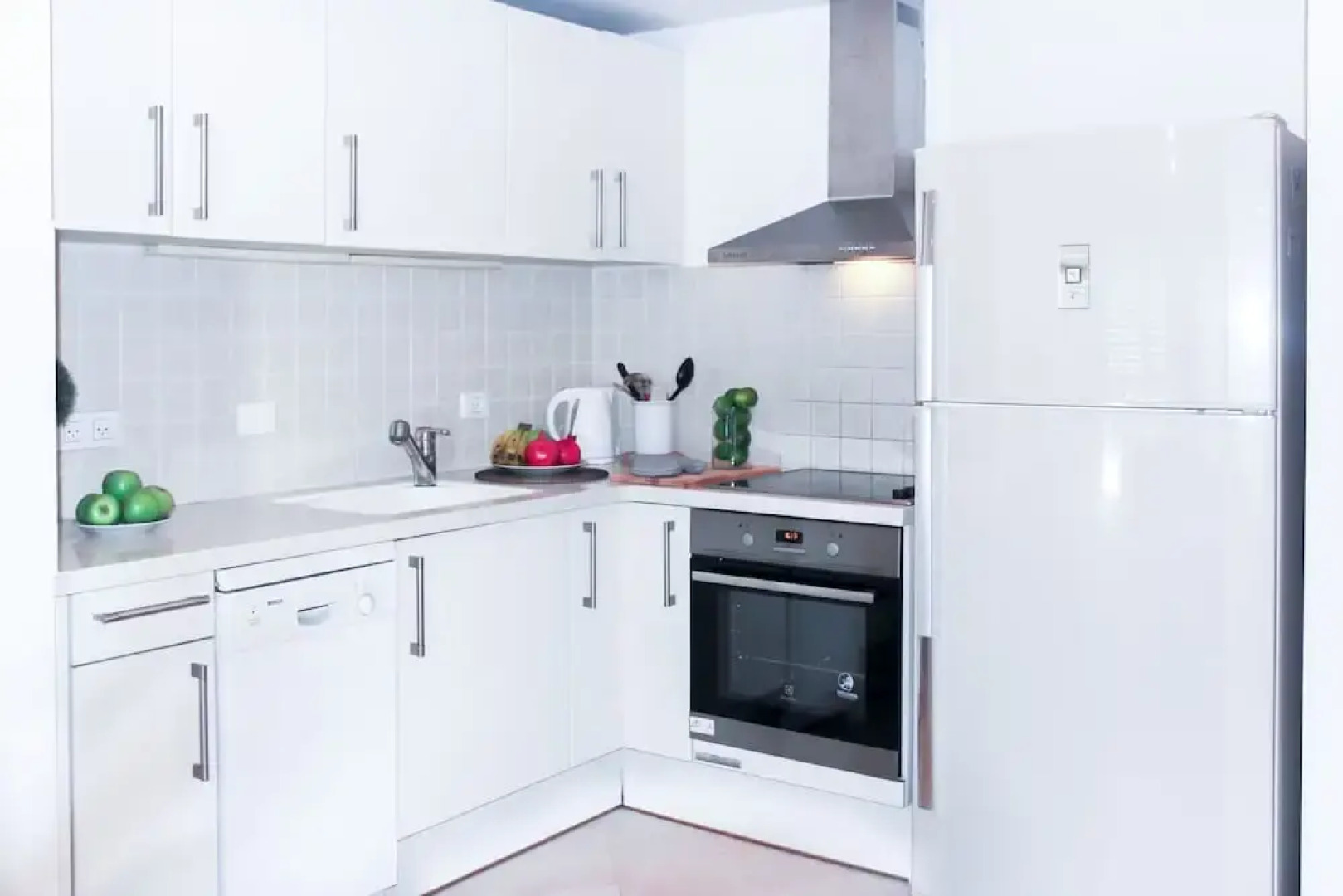 Calm Beach Haven Resort Herzliya Marina