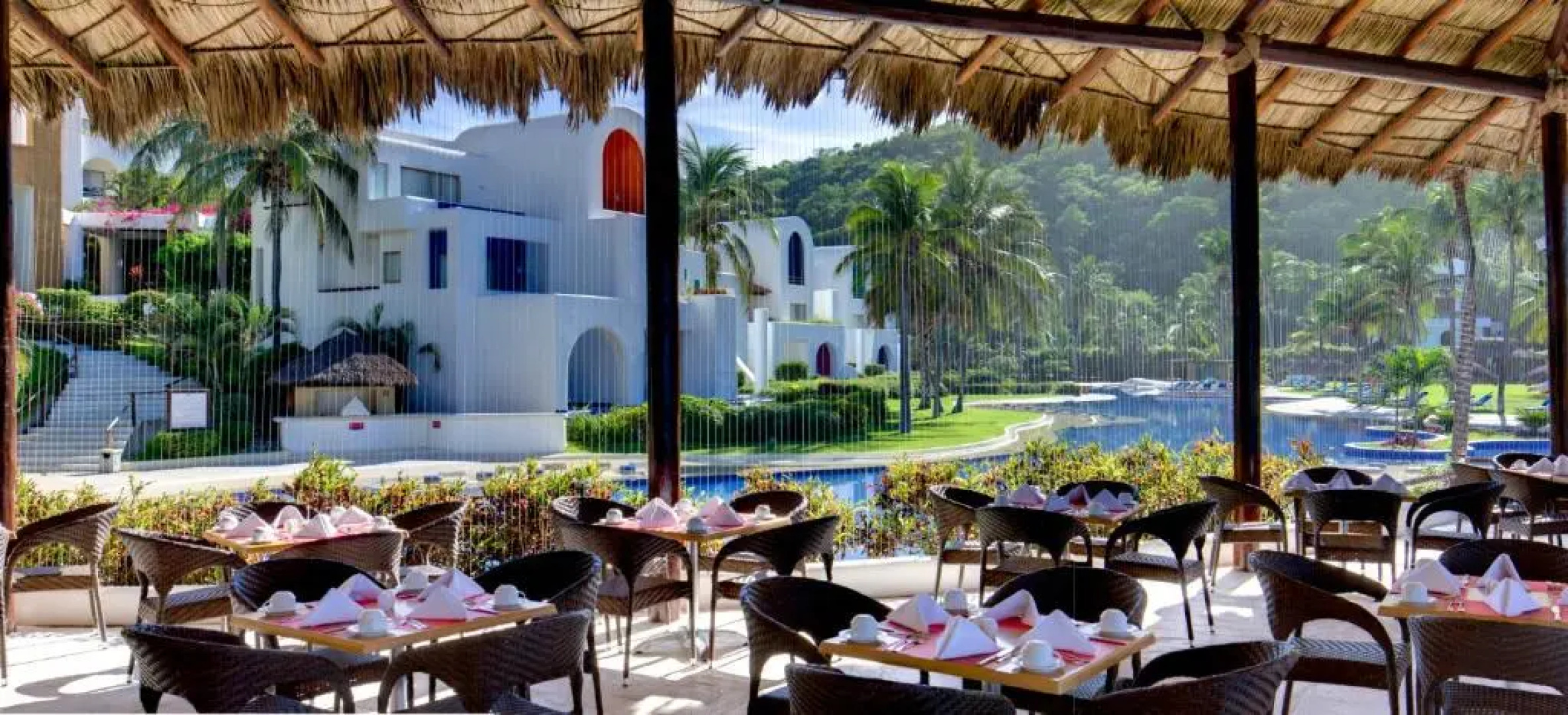 Camino Real Zaashila Huatulco