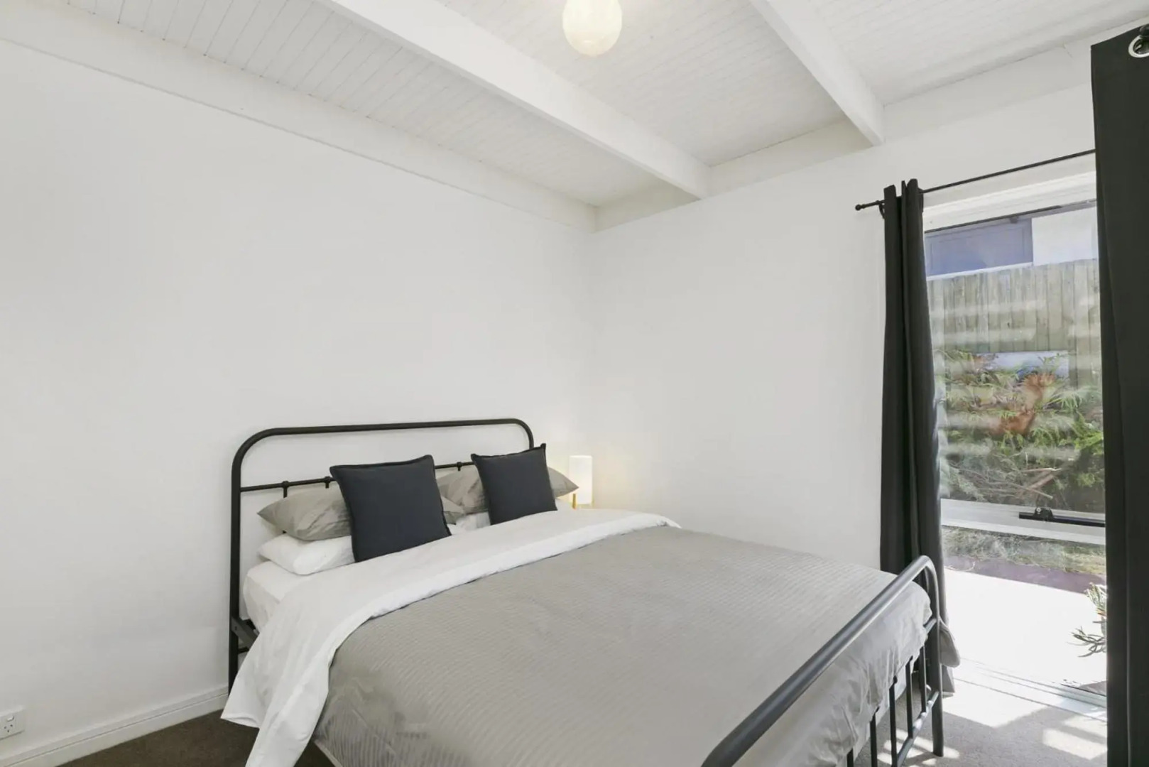 Mysa Anglesea Sleeps 7 WiFi Netflix Cafes Shops