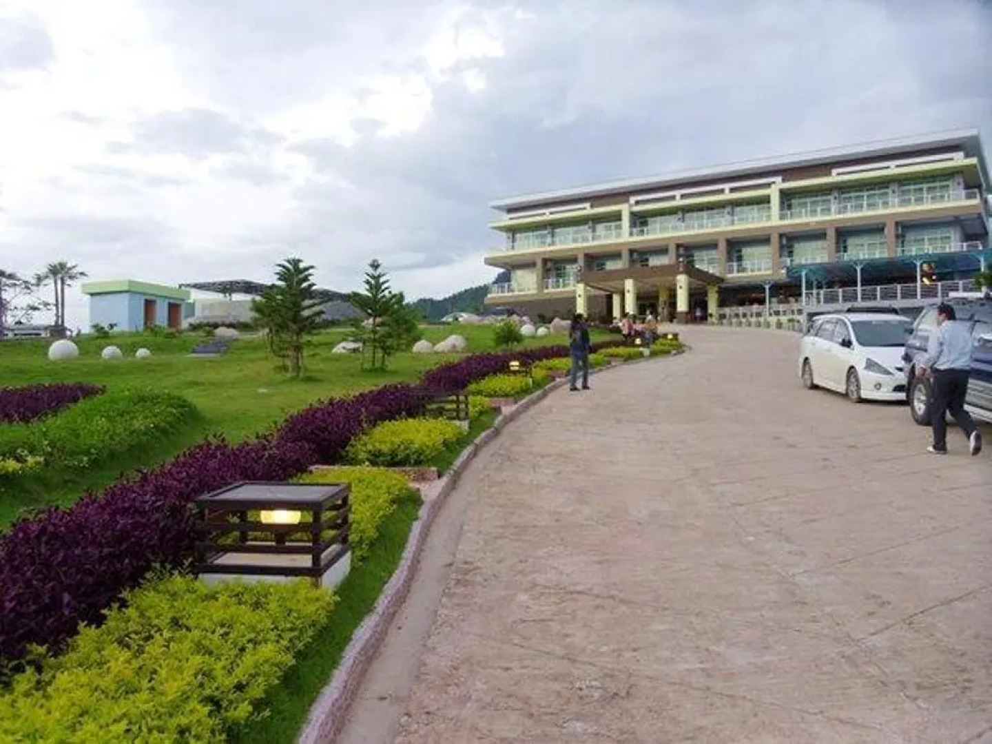 Breeze Hill Khao Kho