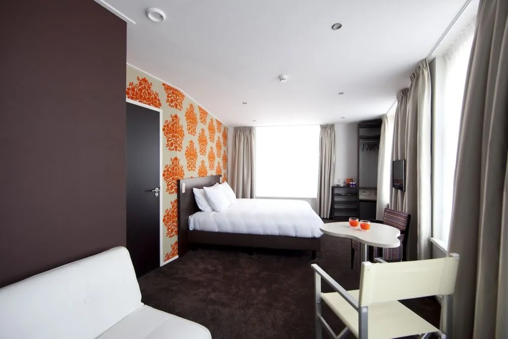 Hotel Allure Lounge & Dinner