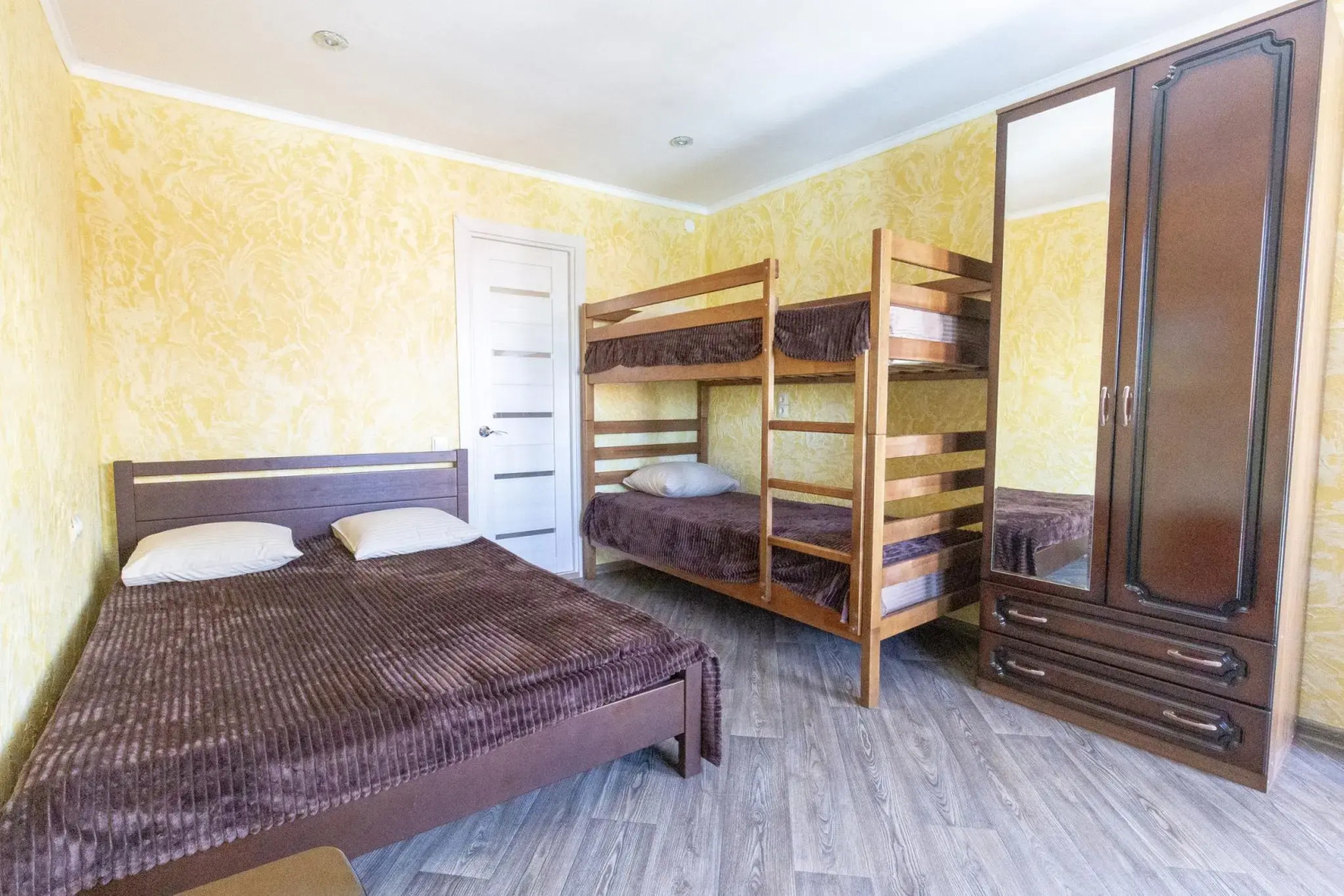 U Yudzhina Guest House