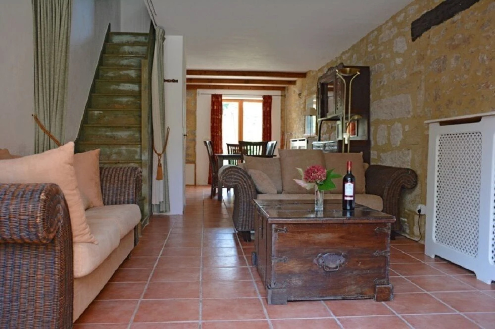 Holiday apartments at the courtyard of French château