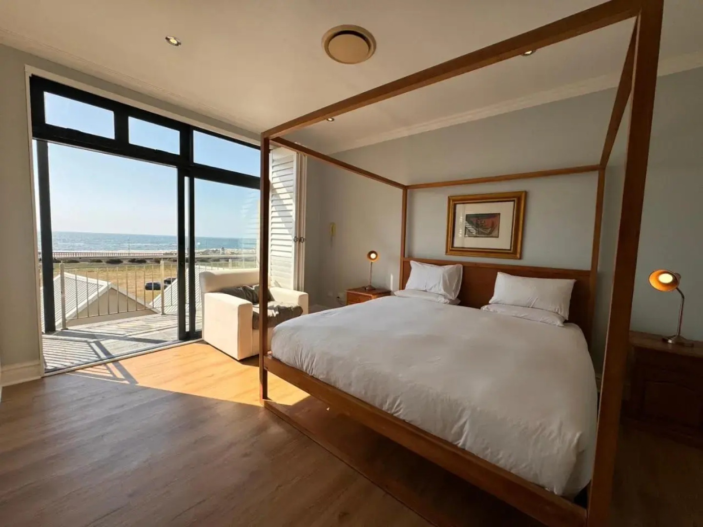 Accommodation Front - Loft Waterfront Penthouse with Ocean Views