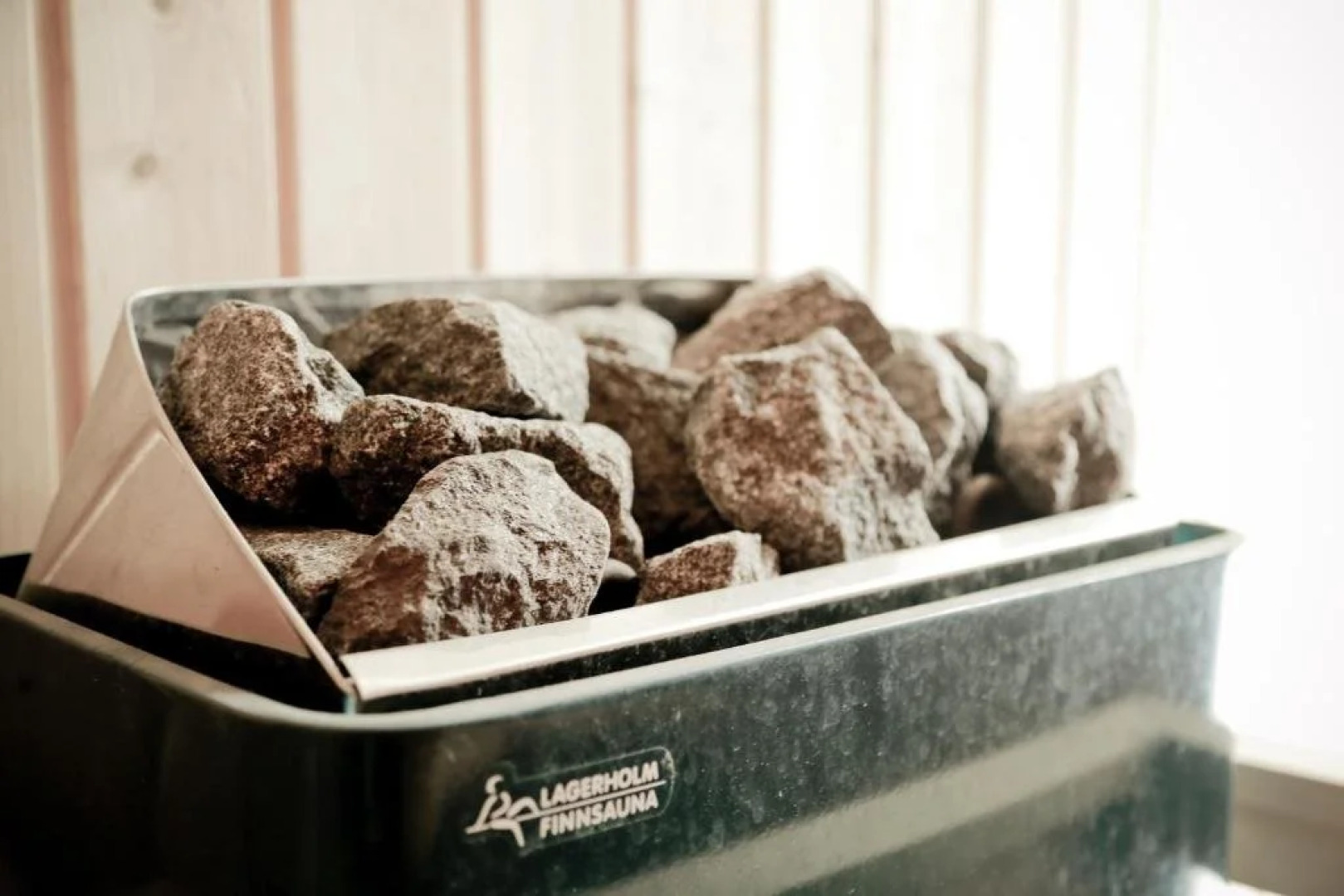 Karabuning Resort and Residence