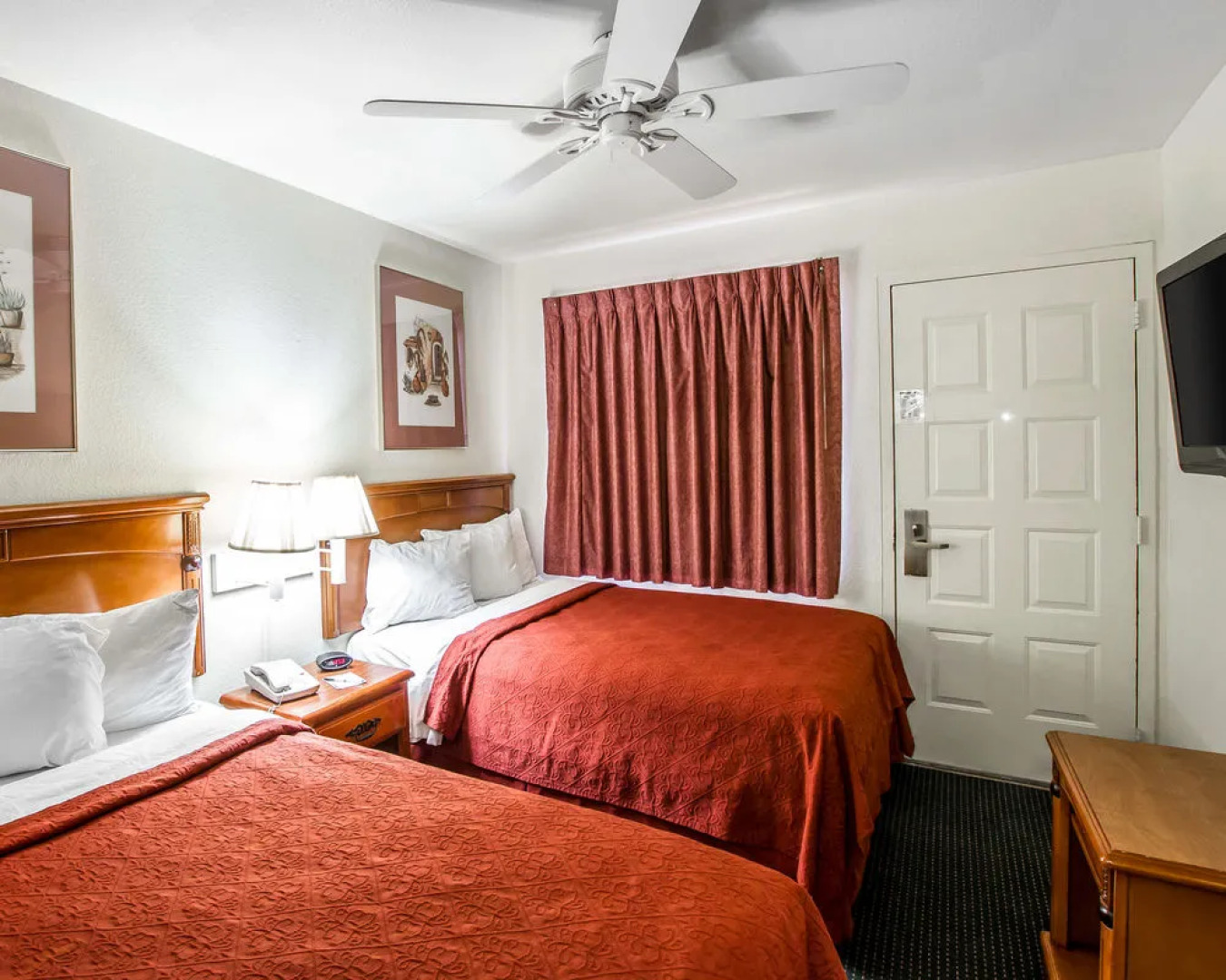 American Inn and Suites