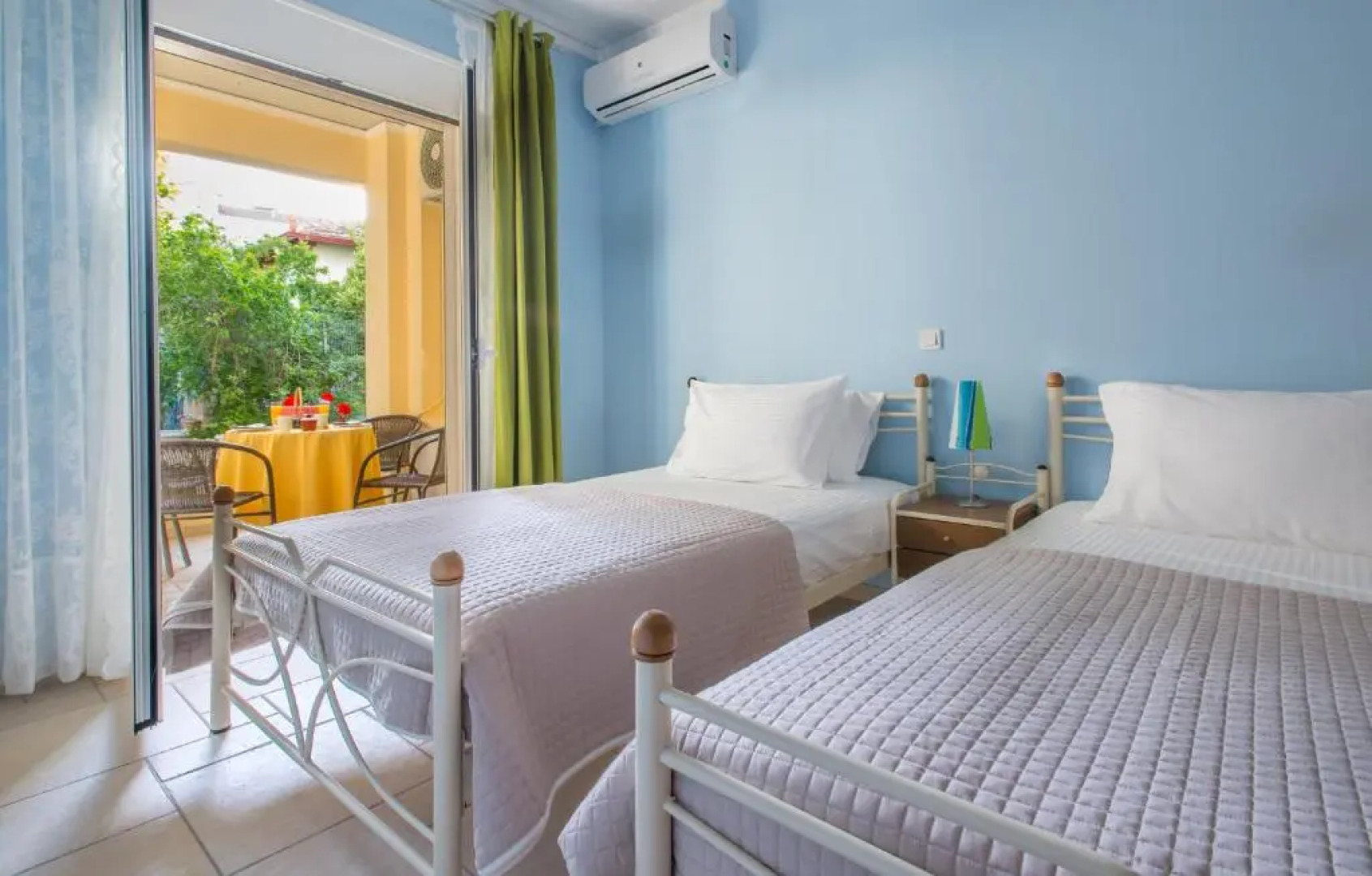 Diamante Beachfront Suites