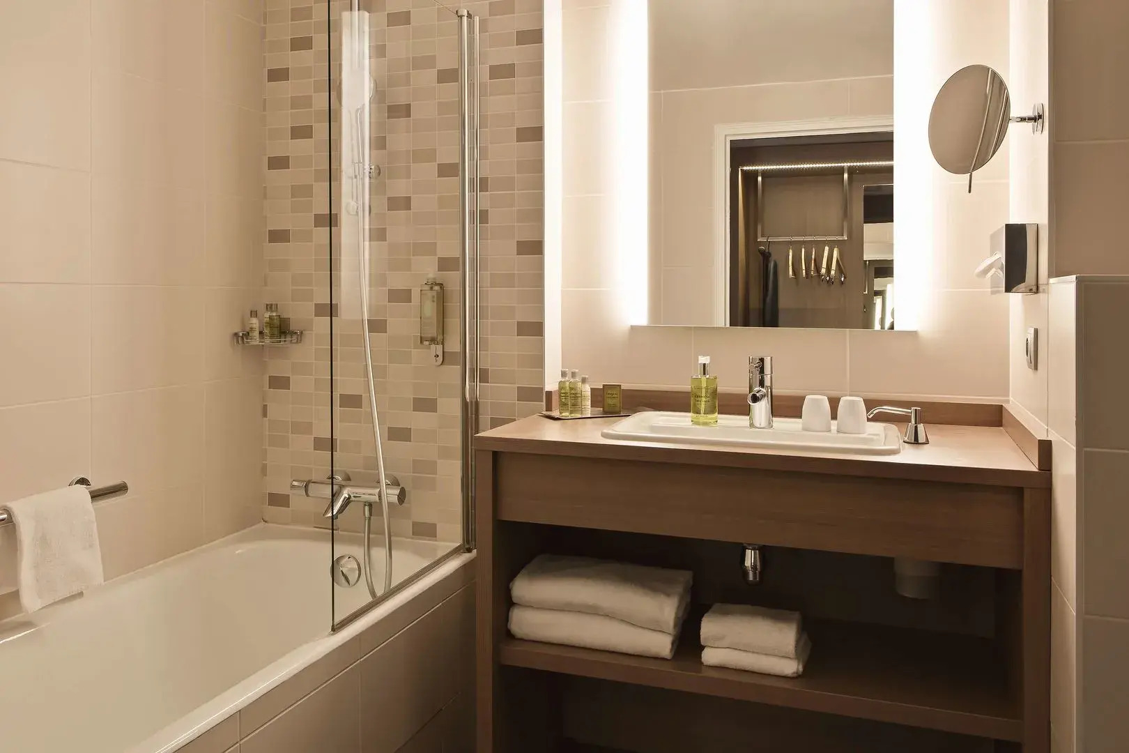 DoubleTree by Hilton Lyon Eurexpo