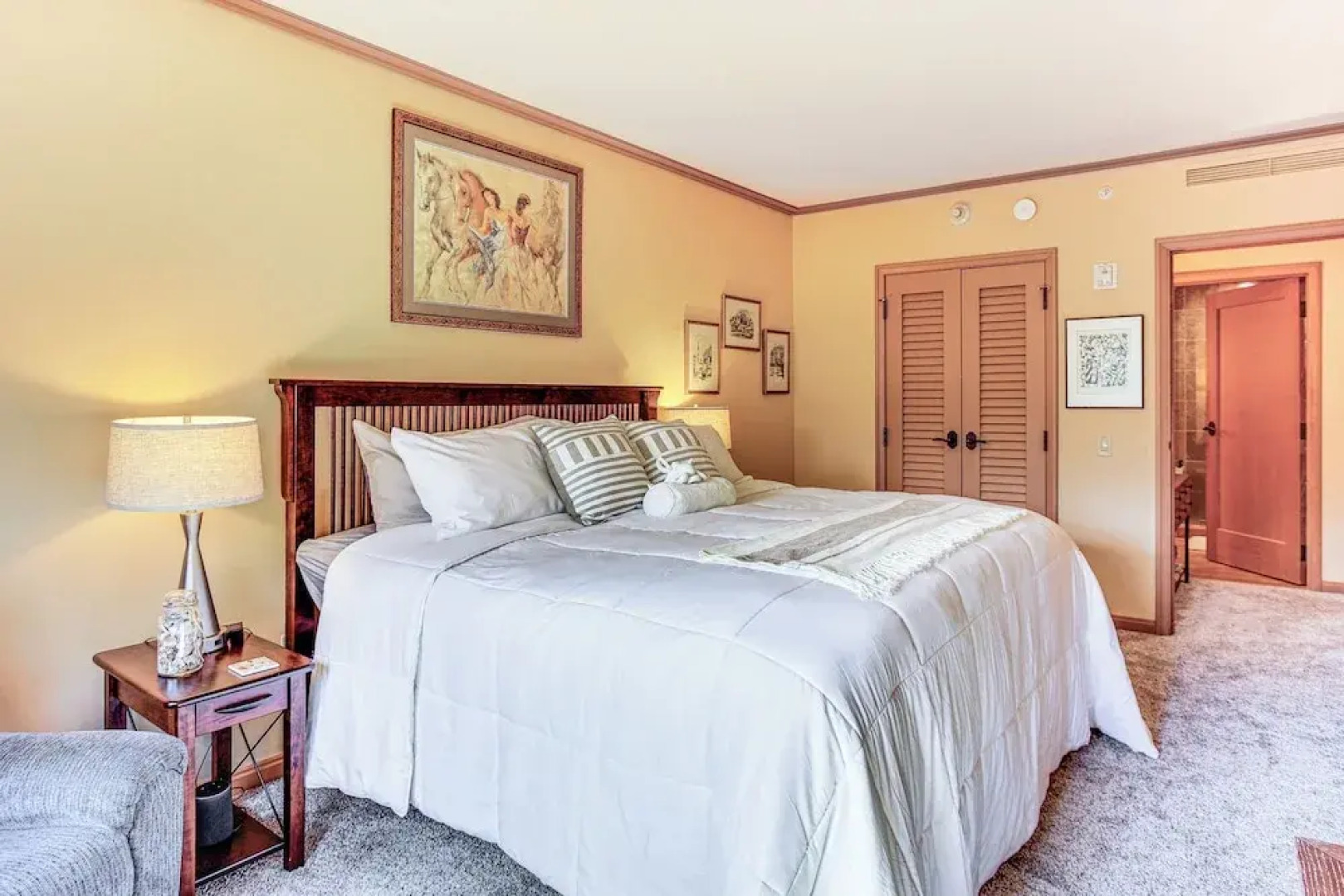 Hike, Ski & More: Cle Elum Resort Condo