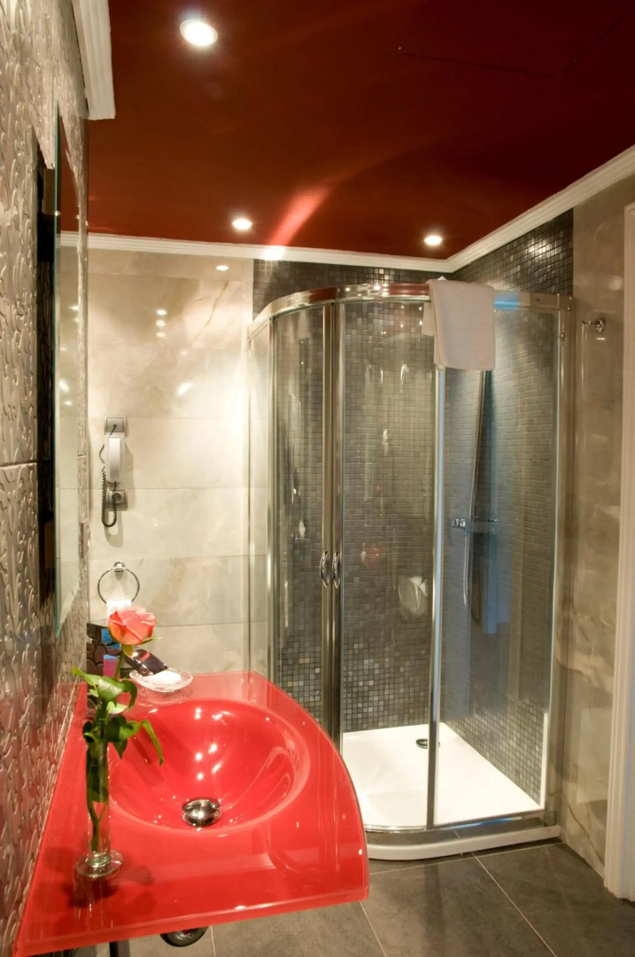 Harbour Plaza Metropolis