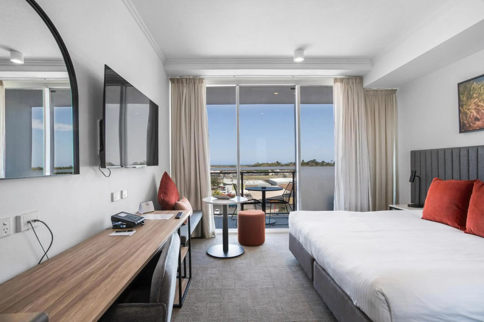 Quest Mackay on Gordon