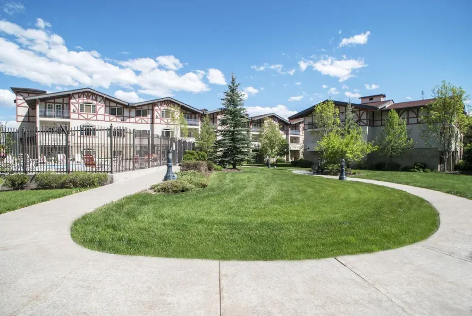 Villa 2043 2 Queen Beds 1 Bath No Kitchen 1 Bedroom Villa