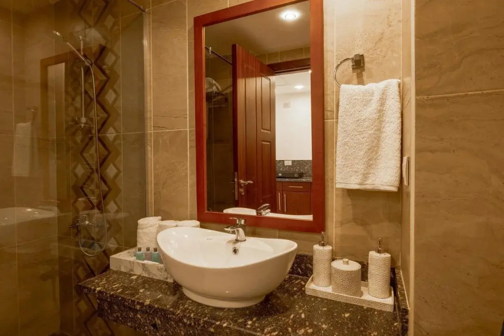 Oyster Bay Beach Suites
