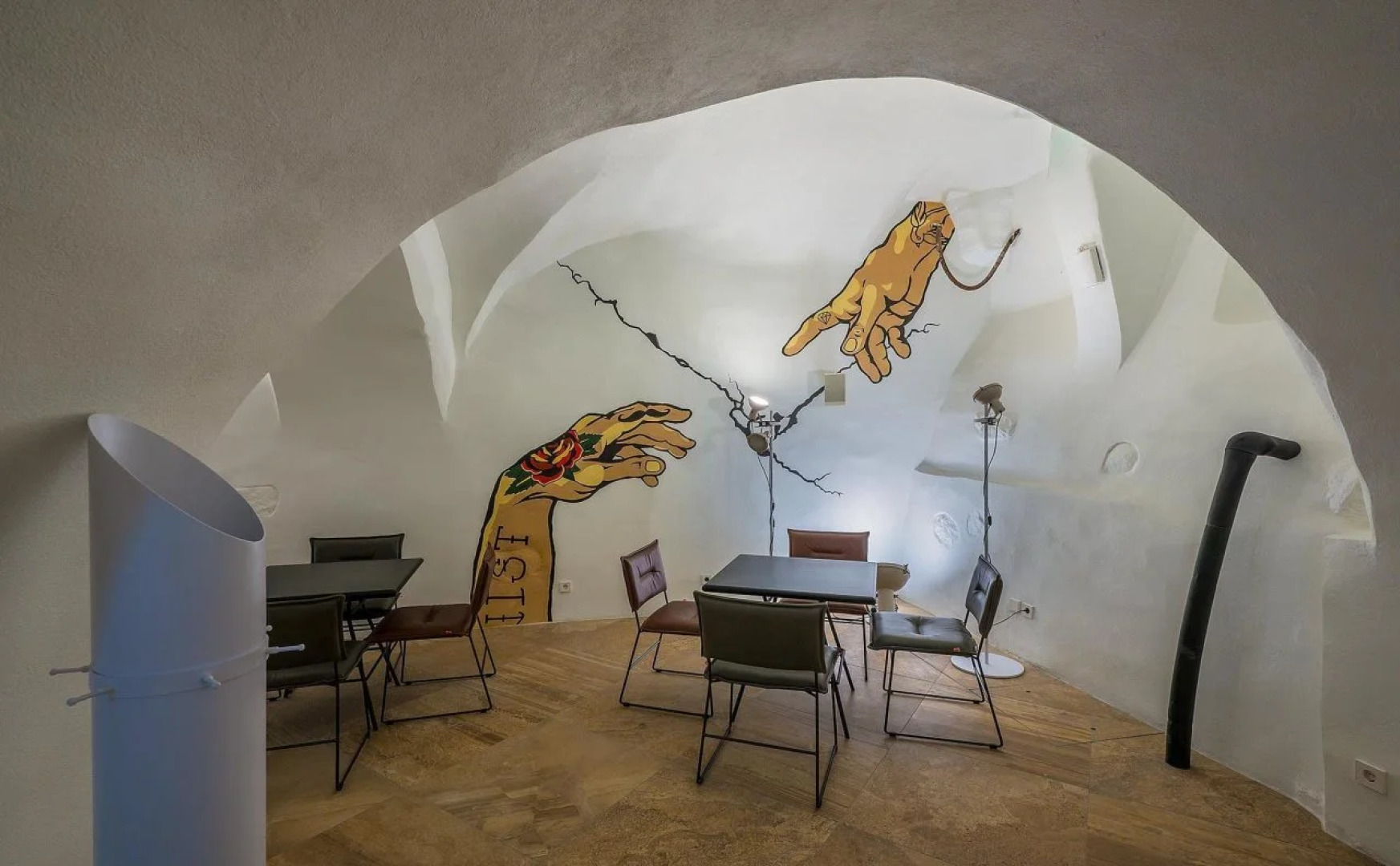 Отель Art Artagonist