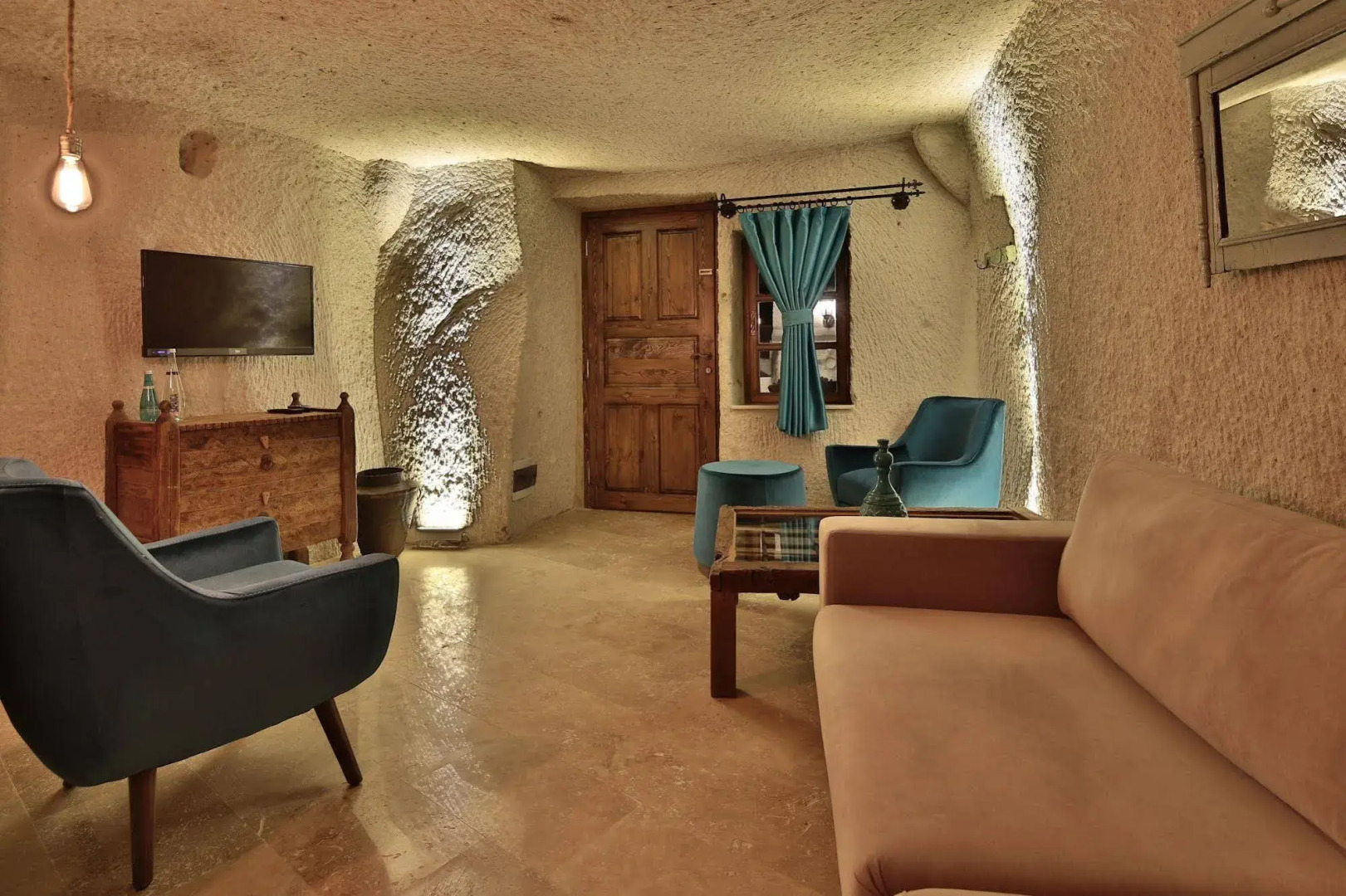 The Owl Cave Hotel