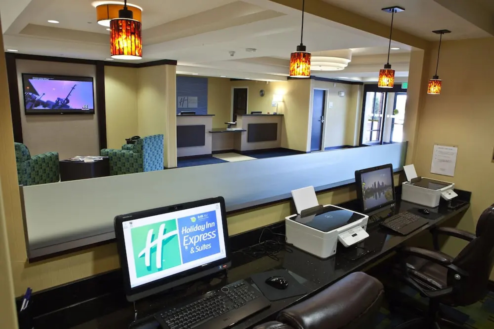 Holiday Inn Express & Suites Lansing-Dimondale