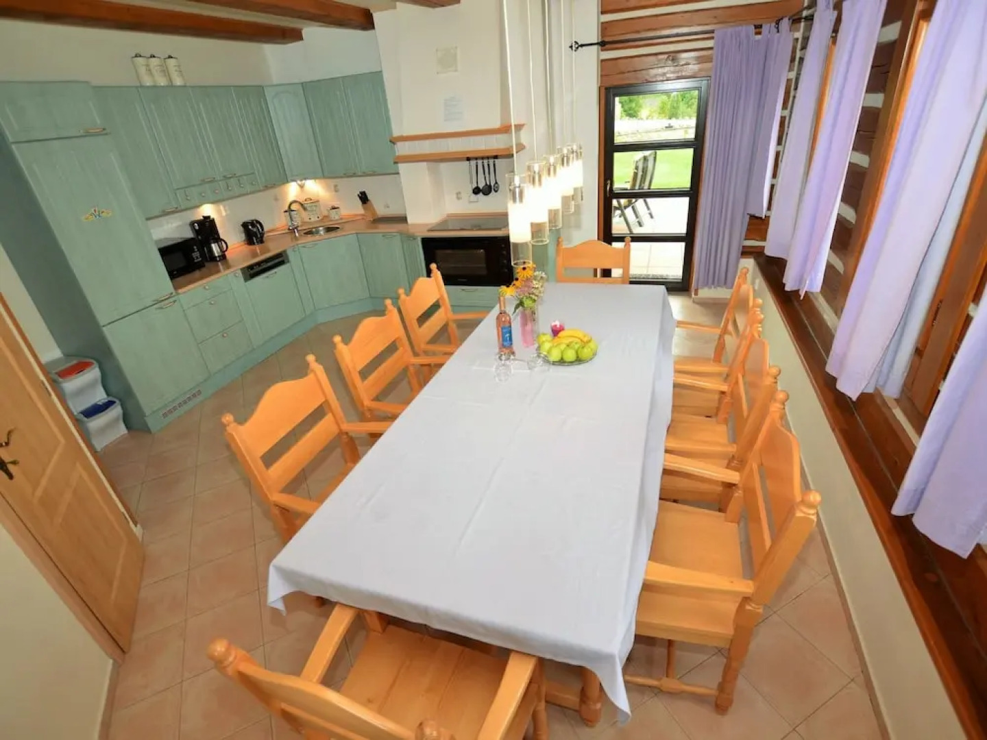 Stupna Holiday Home With Garden