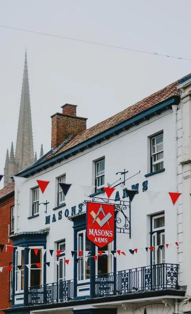 The Masons Arms