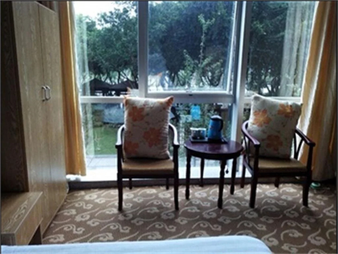 Luzhou Hongyu Buisness Hotel