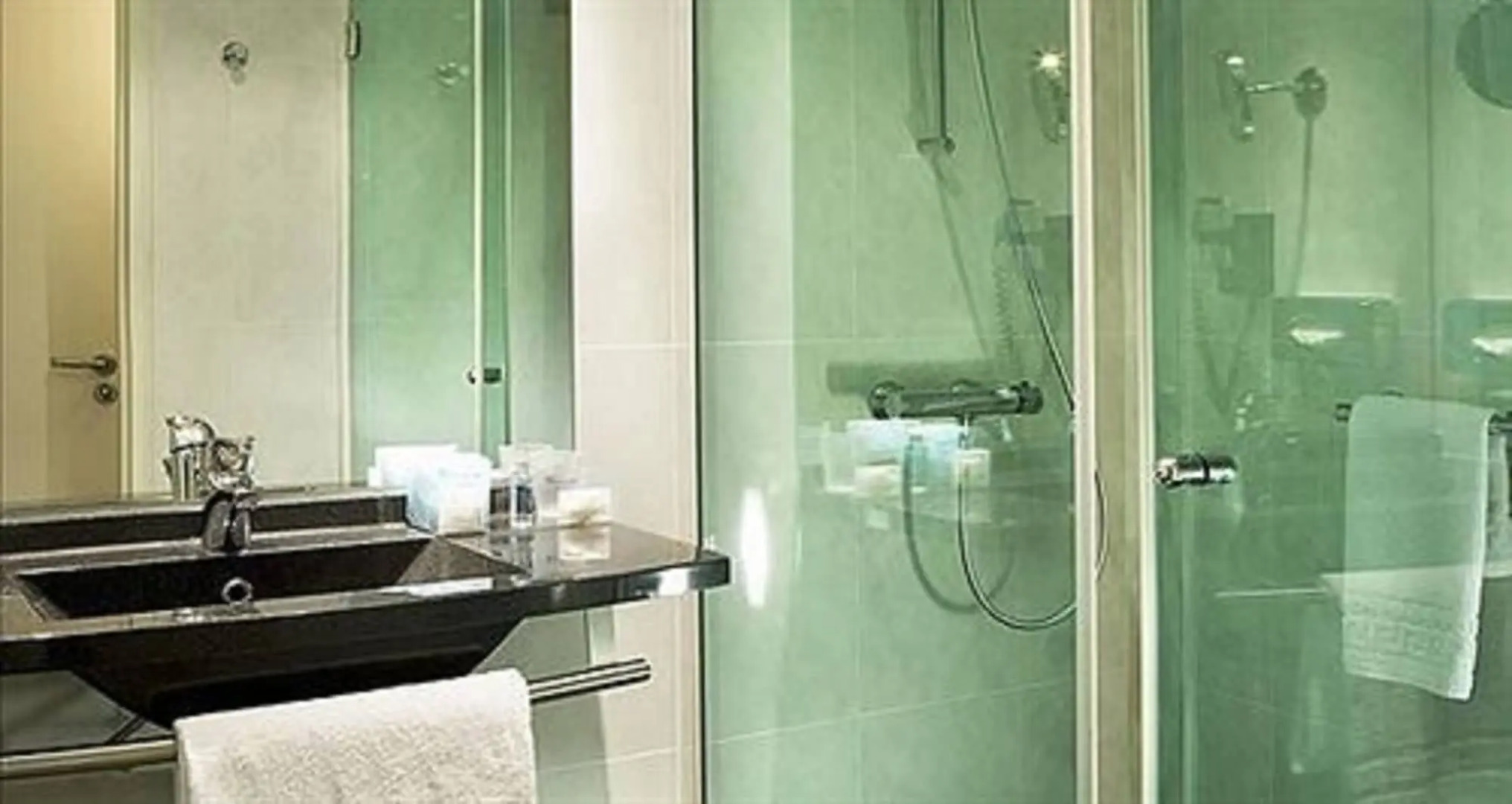 Hôtel AKENA Biarritz - Grande plage