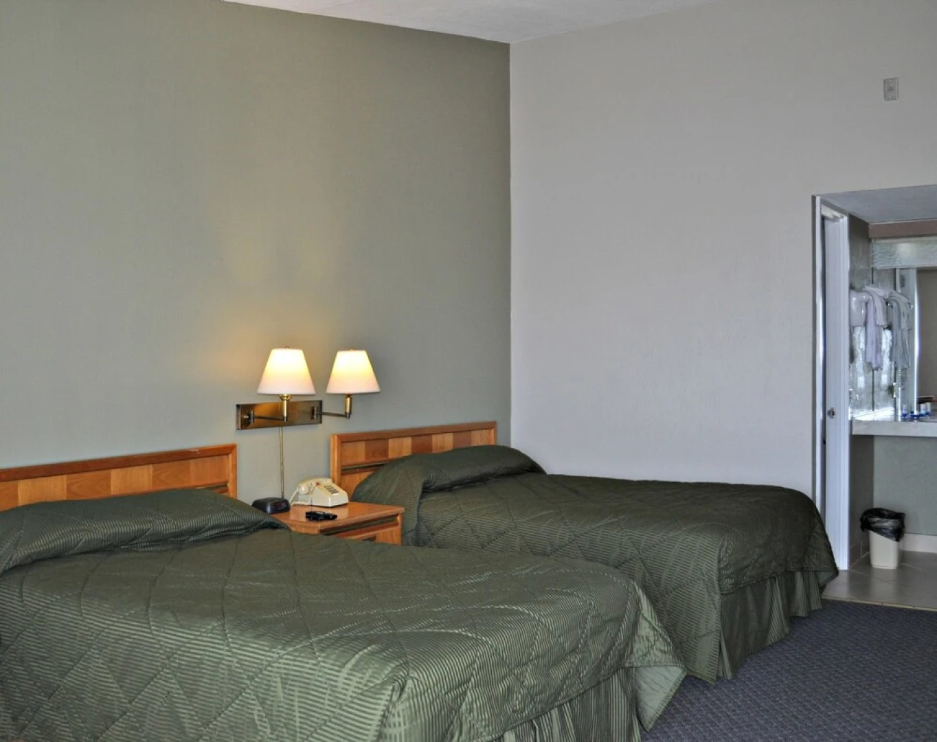 Bradford Inn And Suites
