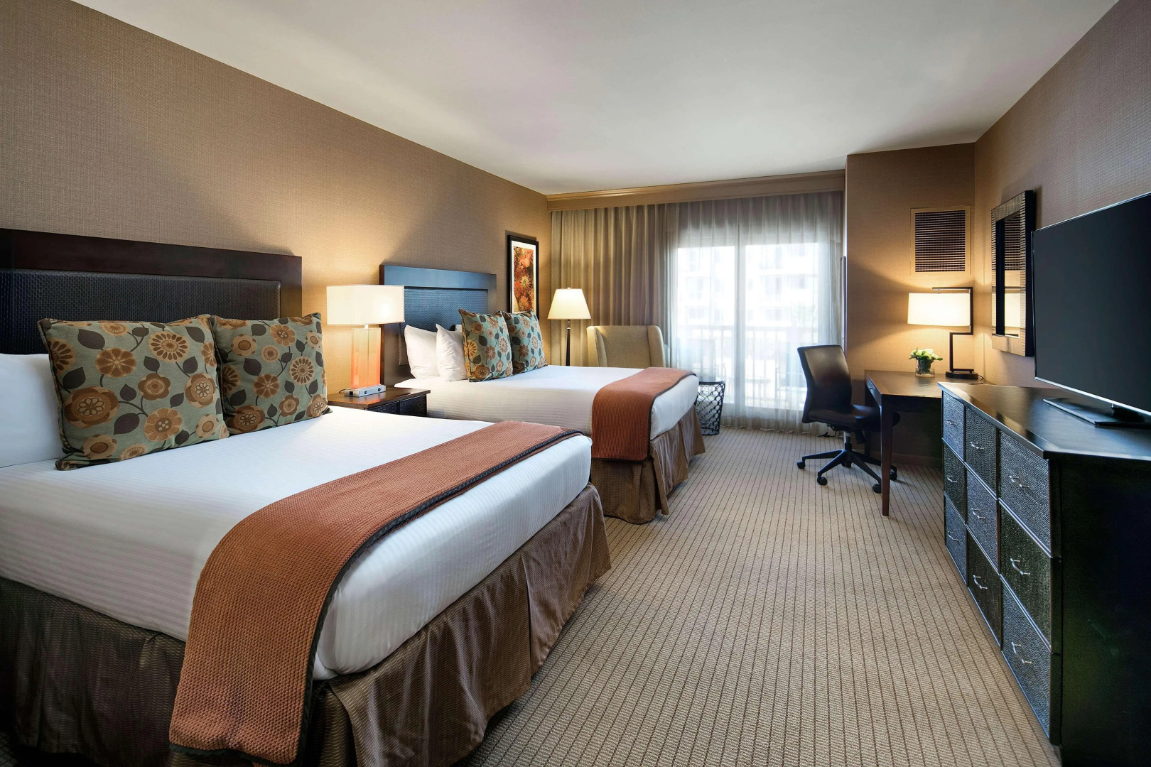 Jamaica Bay Inn Marina Del Rey,Tapestry Collection by Hilton