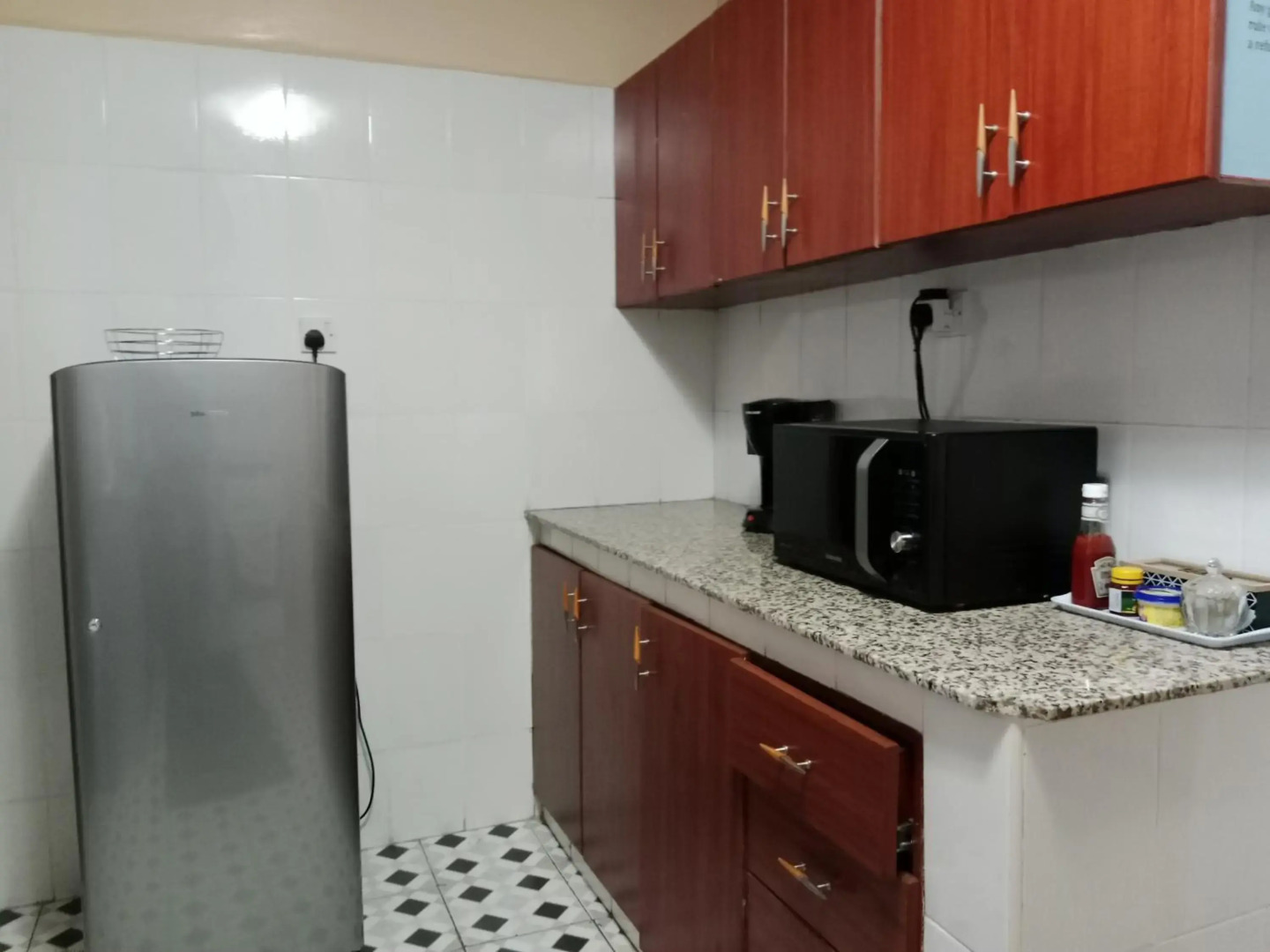 Milimani Executive Suites With Pool