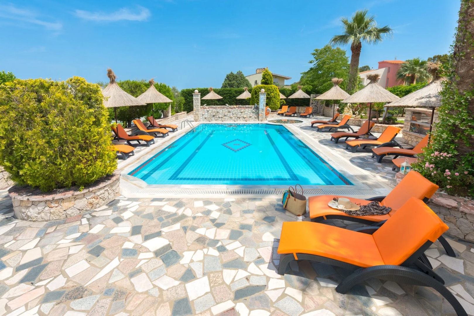 Elefteria Apartments