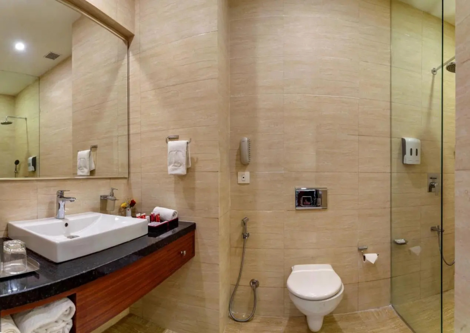 Angel Lords Eco Inn Amreli