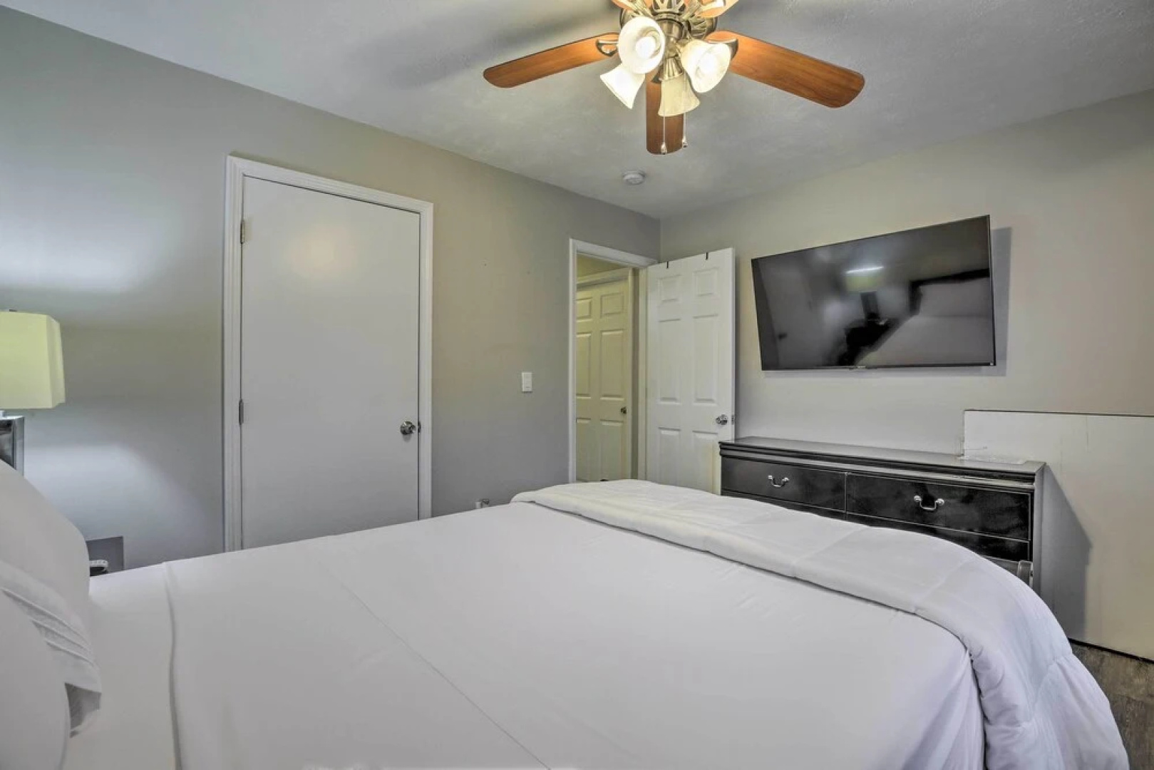 Decatur Apartment w/ Media Room - 11 Mi to Atlanta
