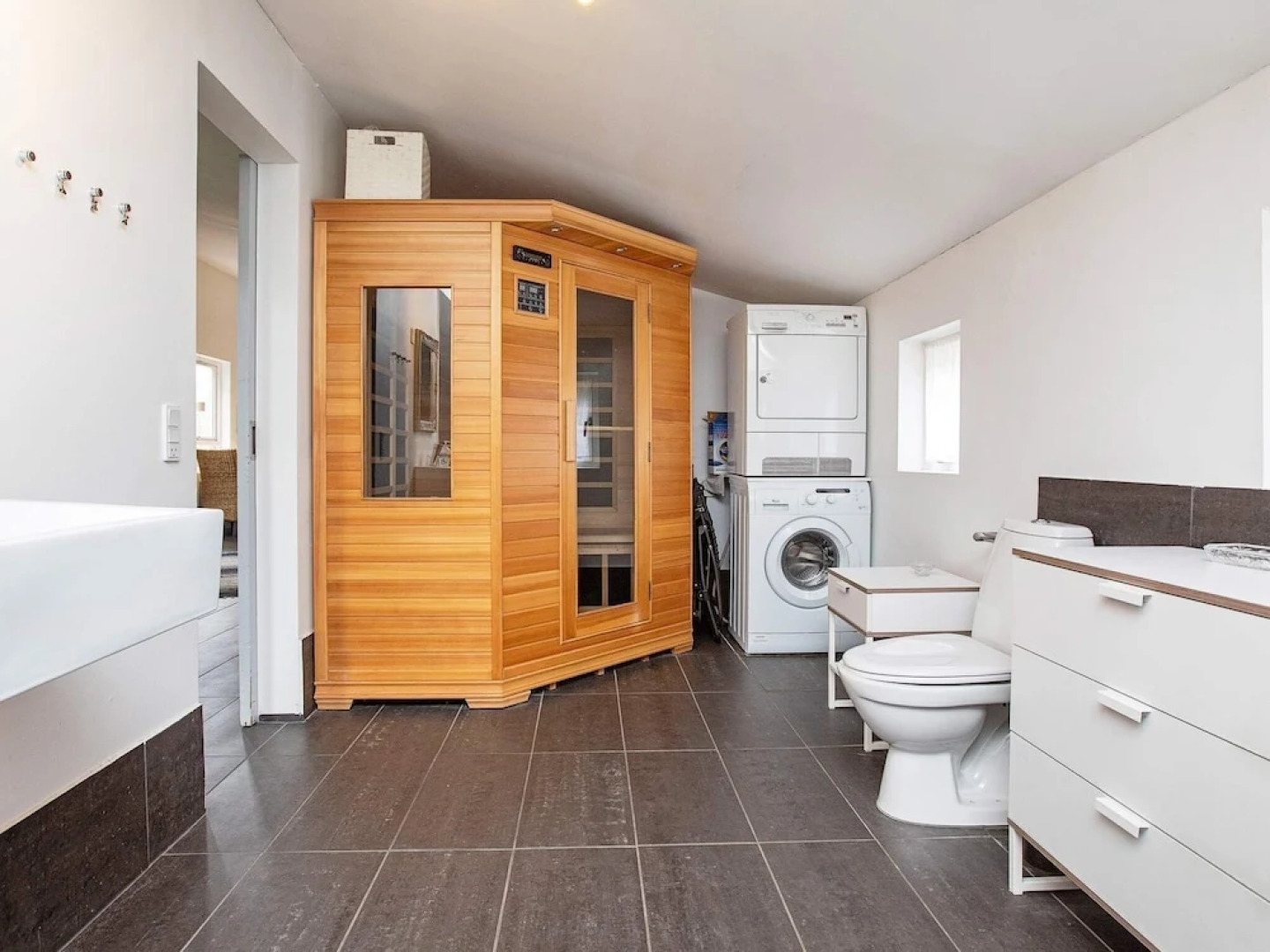 Peaceful Holiday Home in Højby With Whirlpool