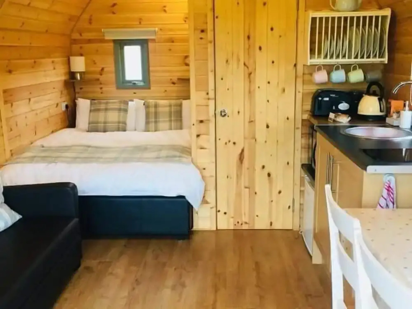 Hebrides Bothy - Glamping