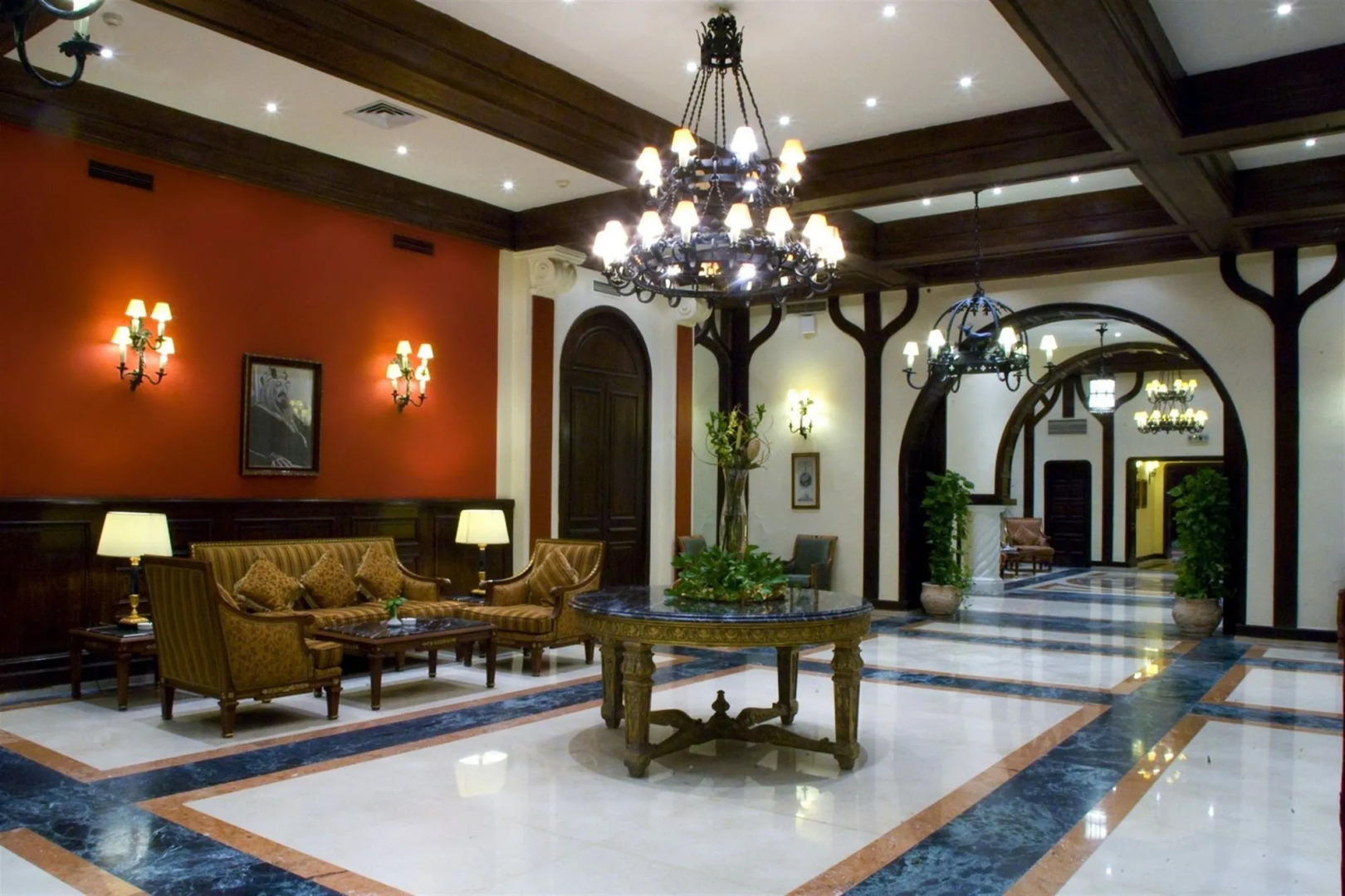 Helnan Auberge Hotel