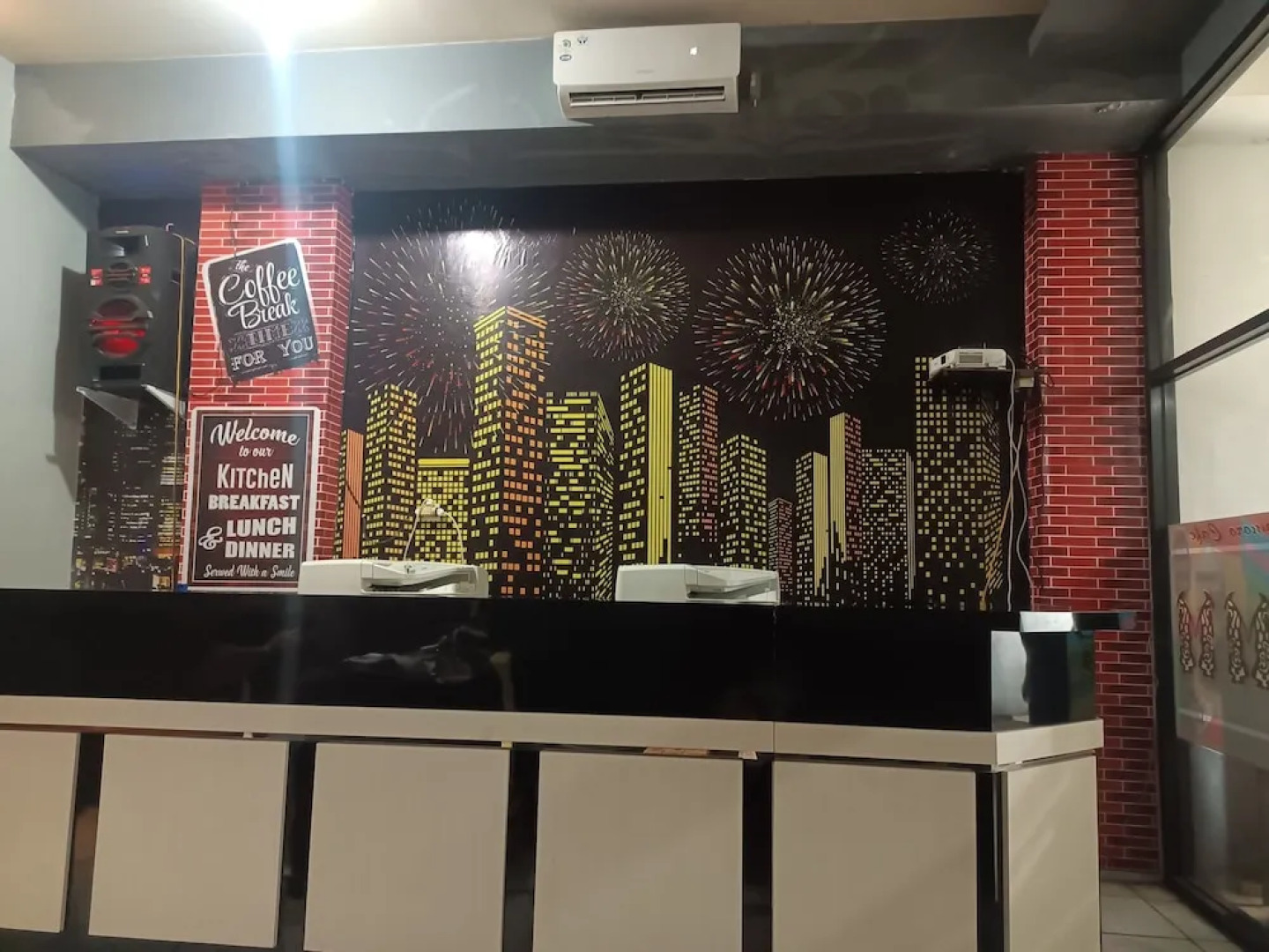 OYO 93090 Multi Plus Inn